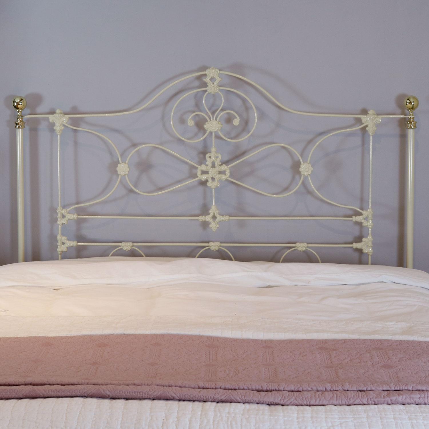 Victorian Brass and Iron Antique Platform Bed in Cream MK212