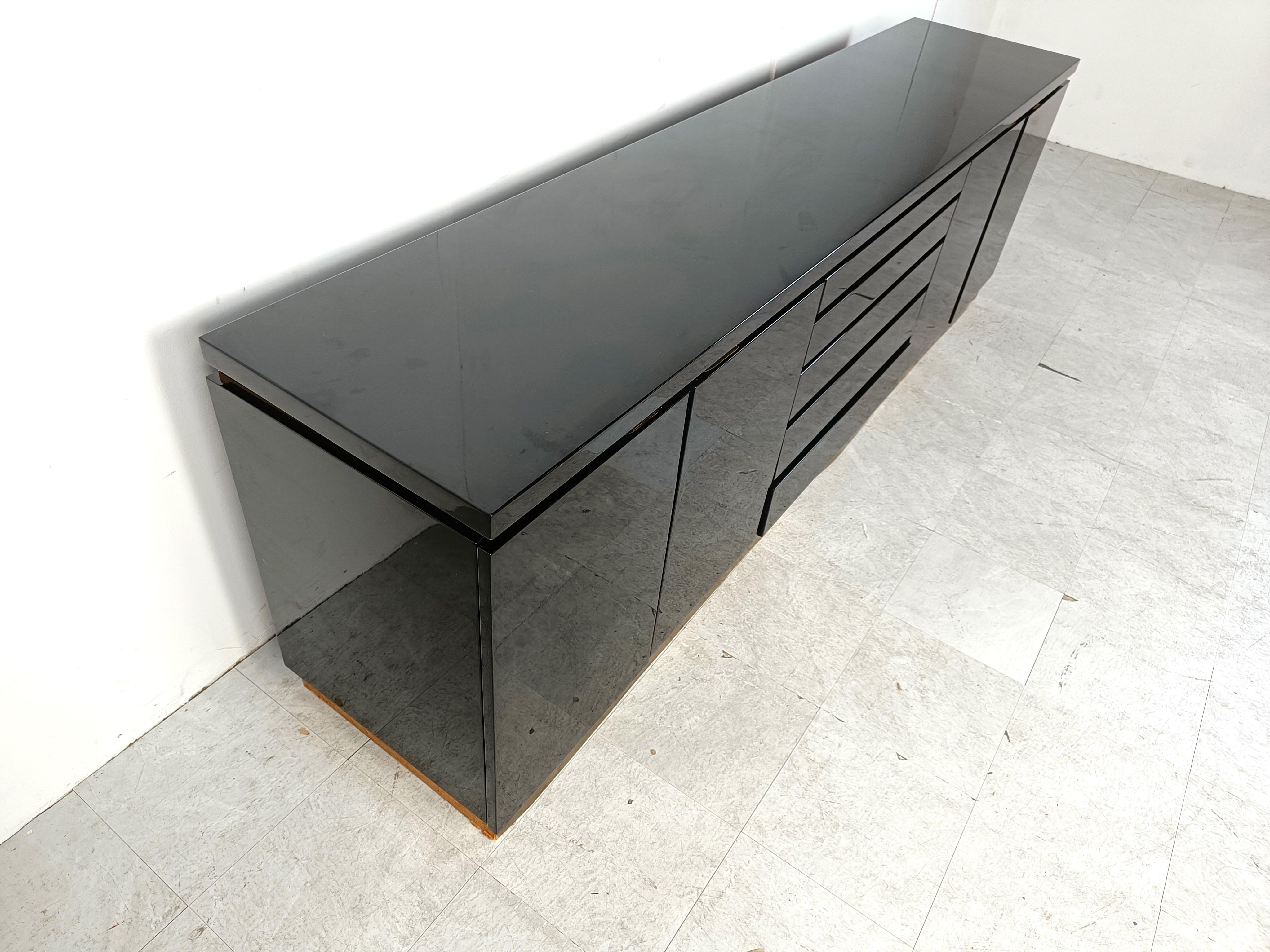 Brass and lacquer sideboard by Jean Claude Mahey, 1970s For Sale 5