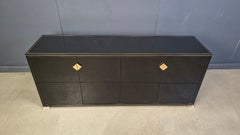Credenza in ottone e lacca di Pierre Vandel, anni '70