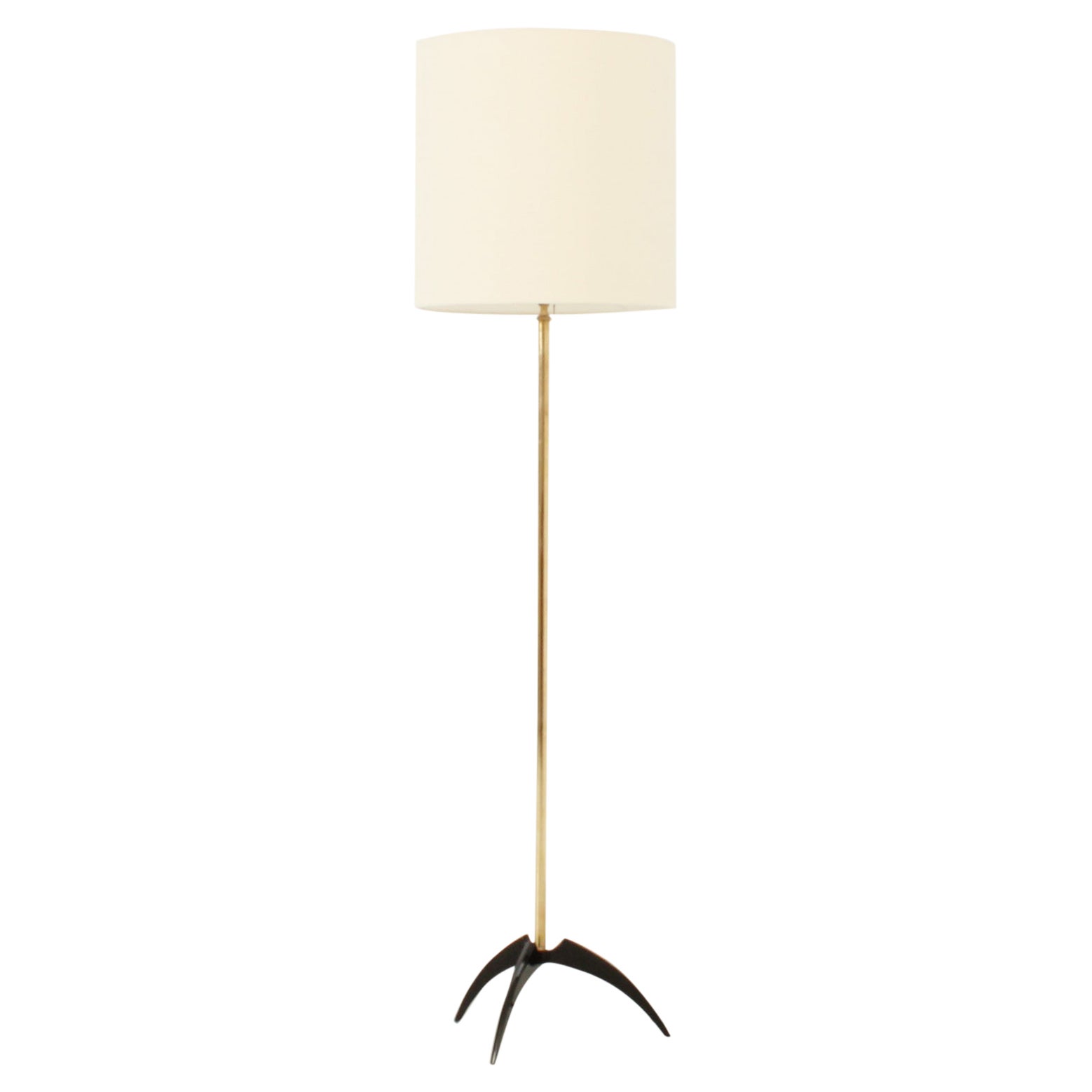 Lampada da terra in ottone e metallo laccato degli anni '50 in vendita