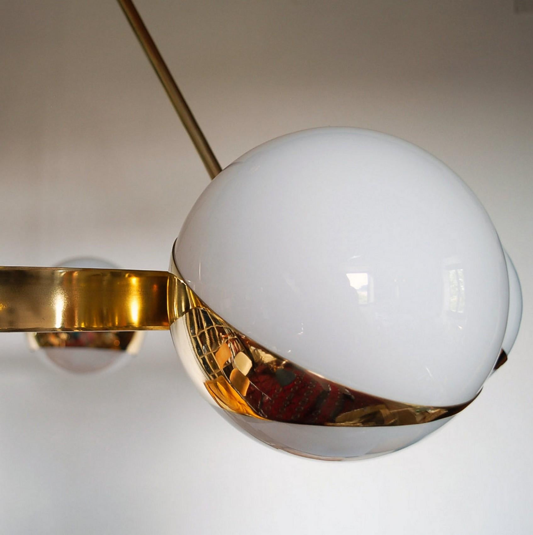 Brass and lattimo glass chandelier, 9 spheres Stilnovo Designed for light output 8