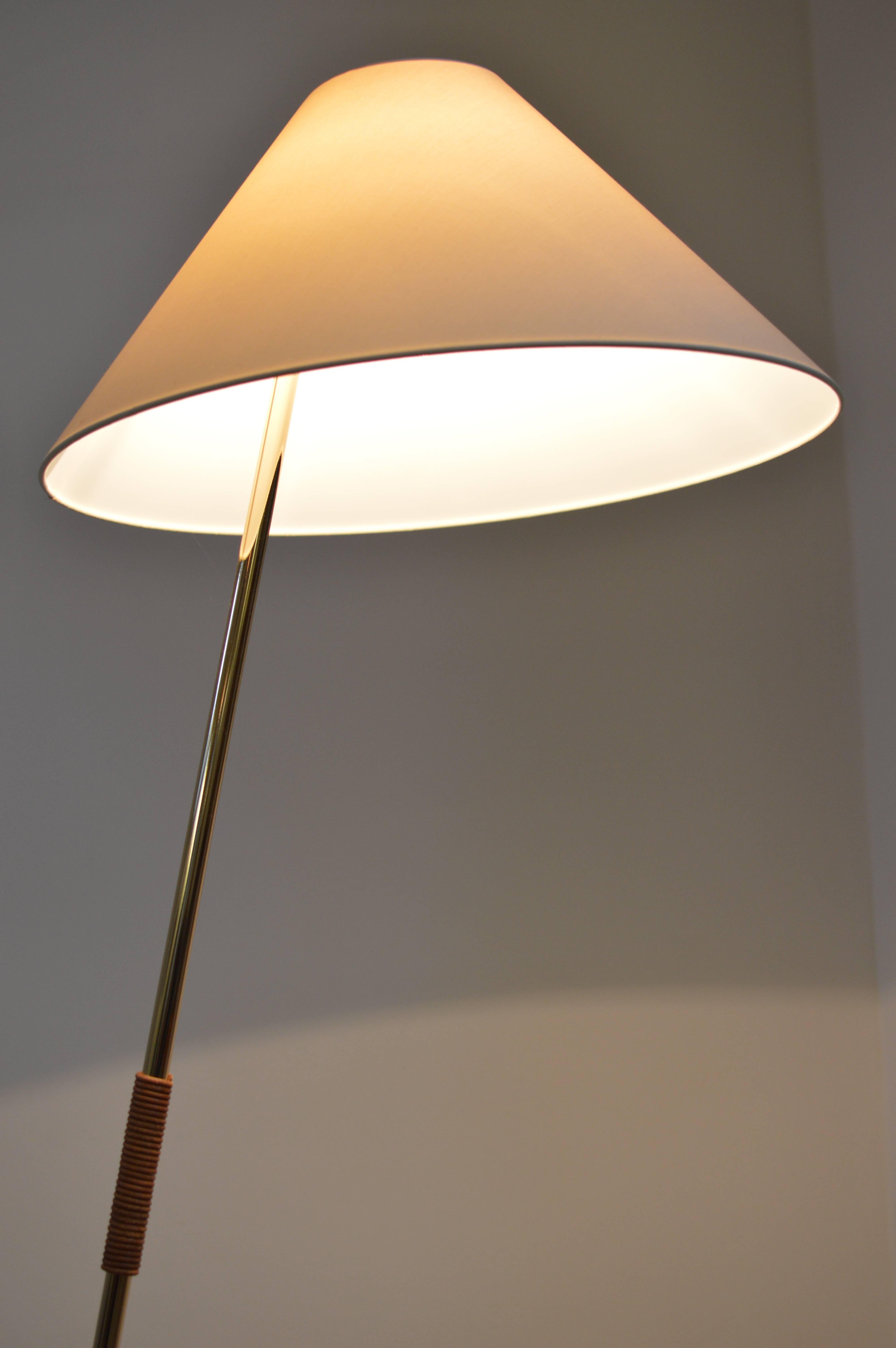Brass and Leather 'Hase BL' Floor Lamp by Kalmar Werkstaetten In New Condition In Utrecht, NL