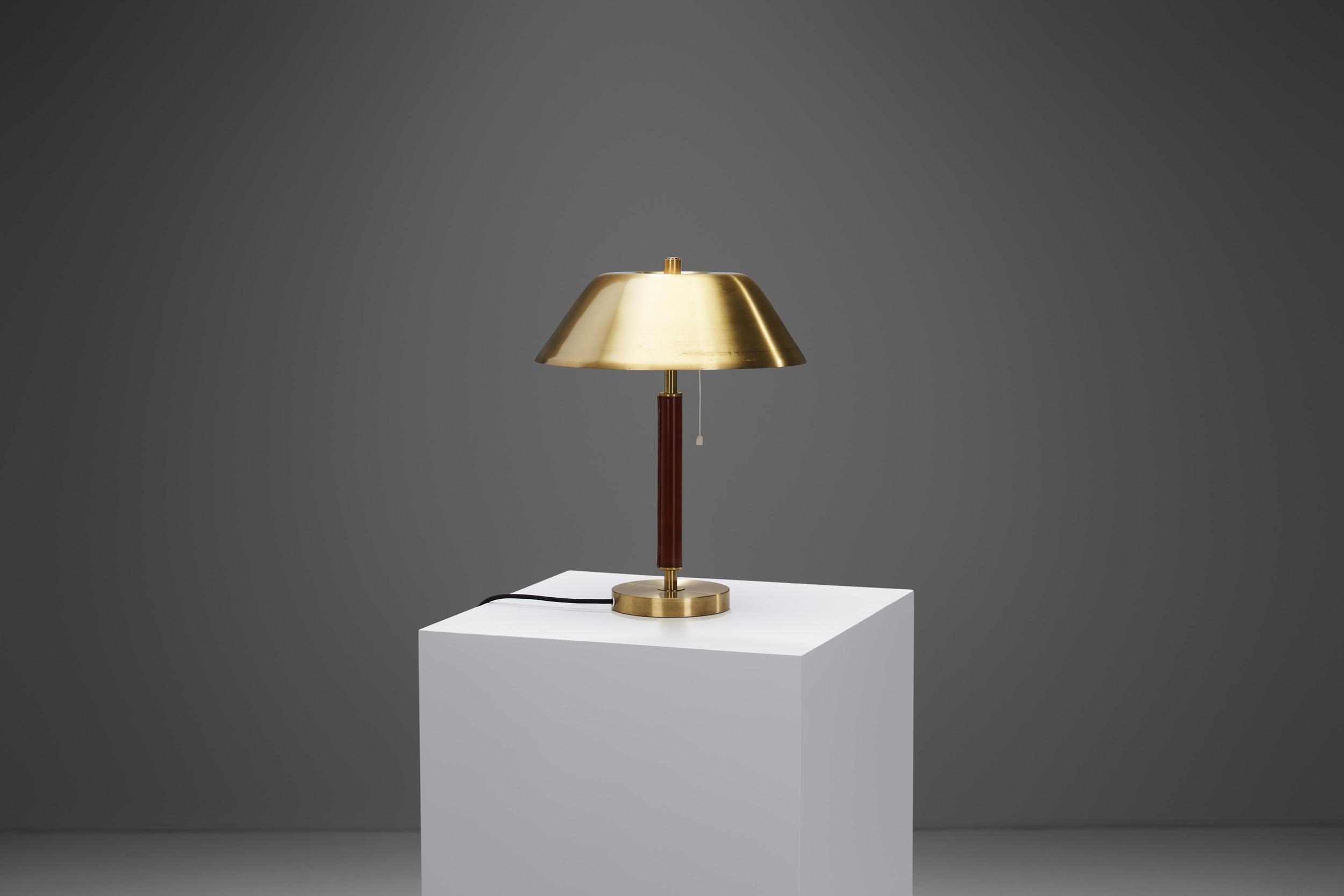 Brass and Leather Table lamp by Falkenbergs Belysning, Sweden 1960s In Good Condition In Utrecht, NL