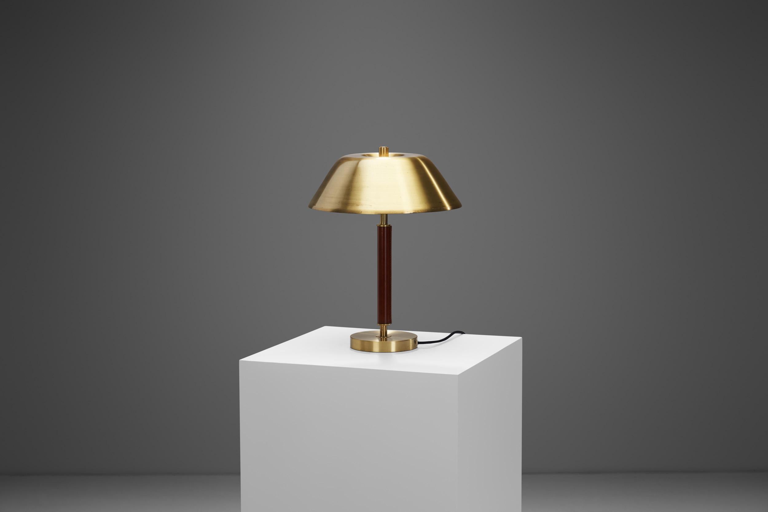 Milieu du XXe siècle Lampe de bureau Falkenbergs Belysning, Suède, années 1960 en vente