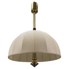 Laiton et abat-jour beige clair Suspension à trois lumières à hauteur réglable