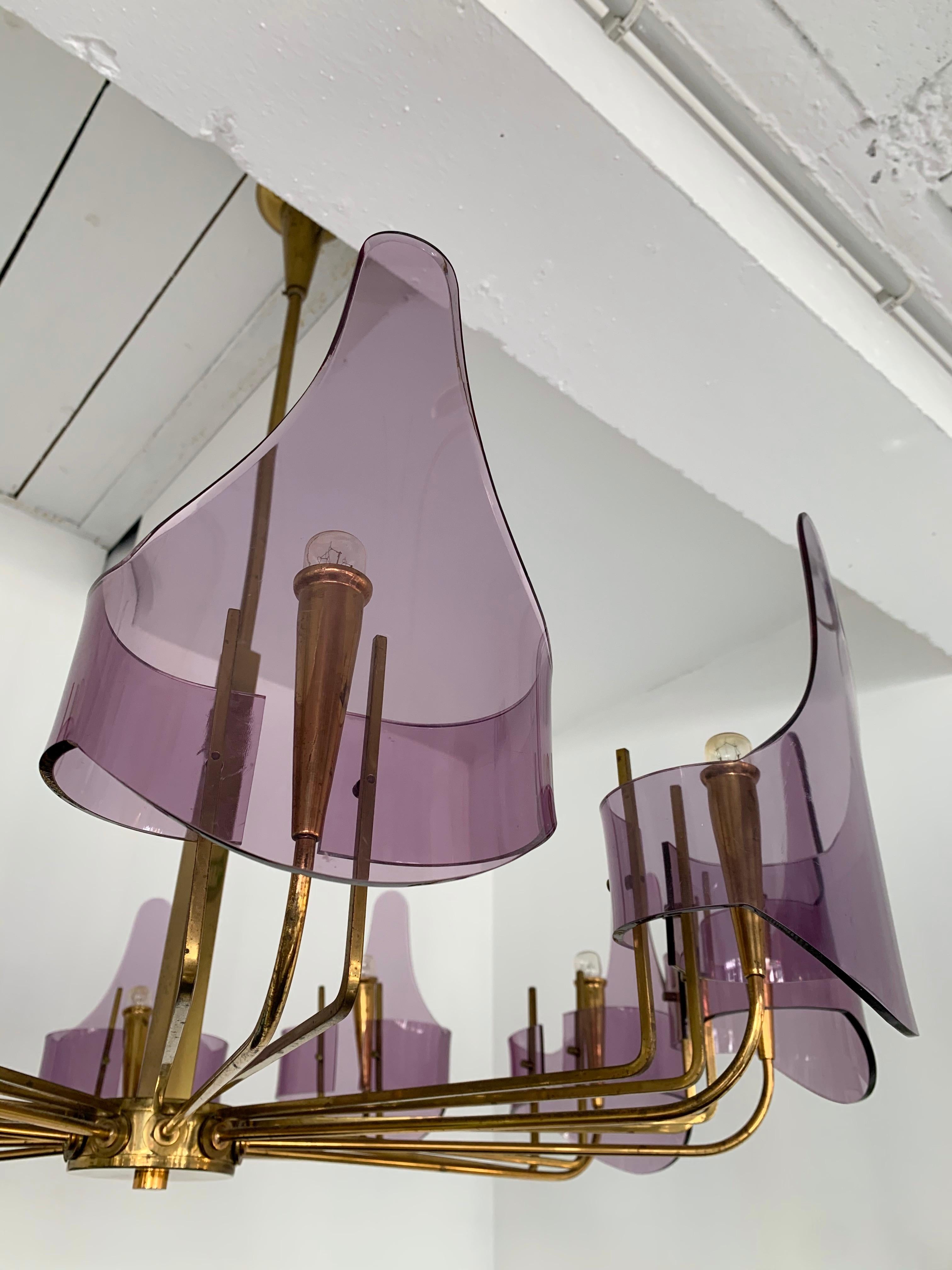 Brass and Lucite Chandelier by Stilux Milano, Italy, 1960s In Good Condition In SAINT-OUEN, FR