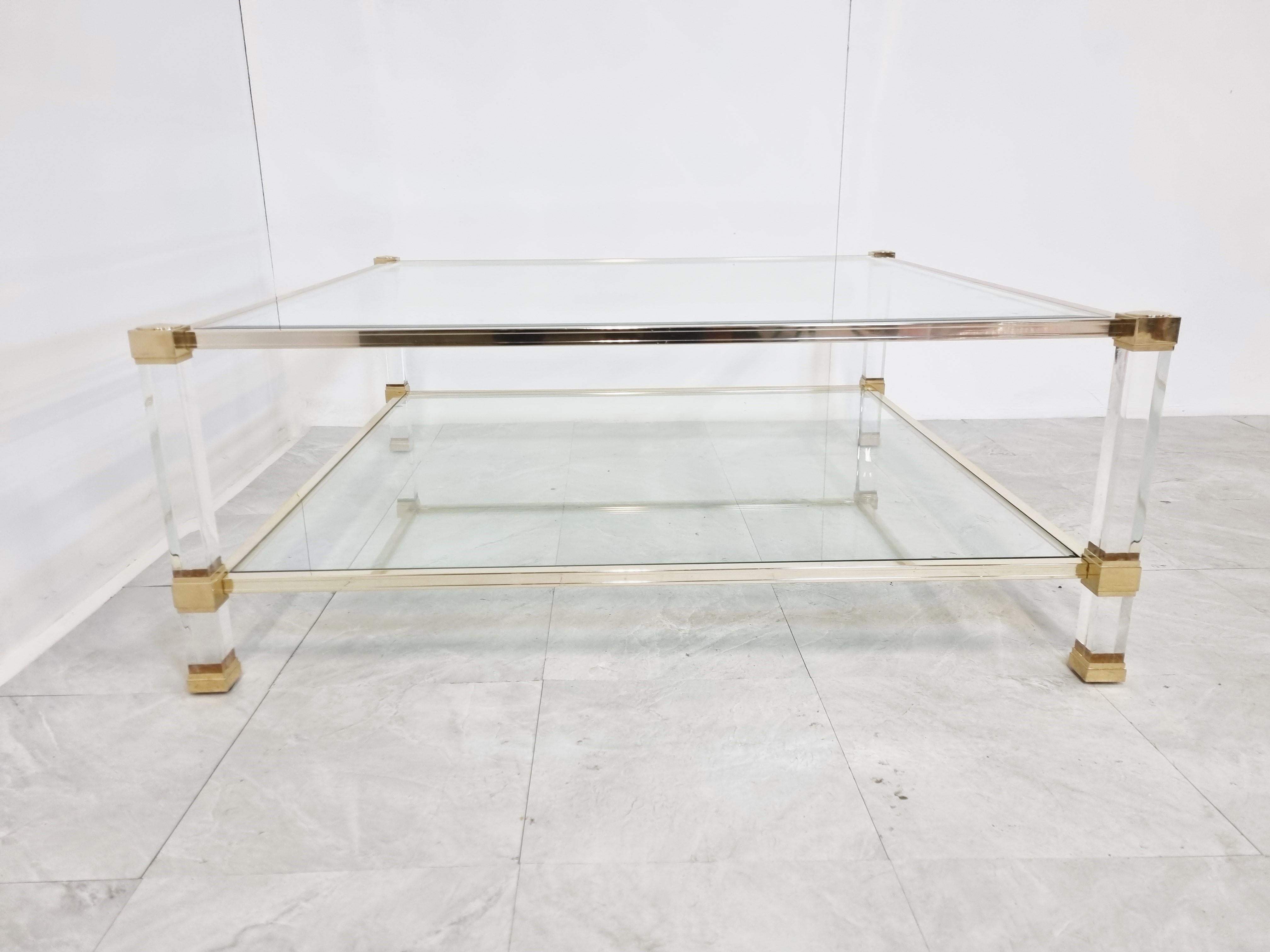 Brass and Lucite Coffee Table, 1970s In Good Condition In Leuven, Vlaams Gewest