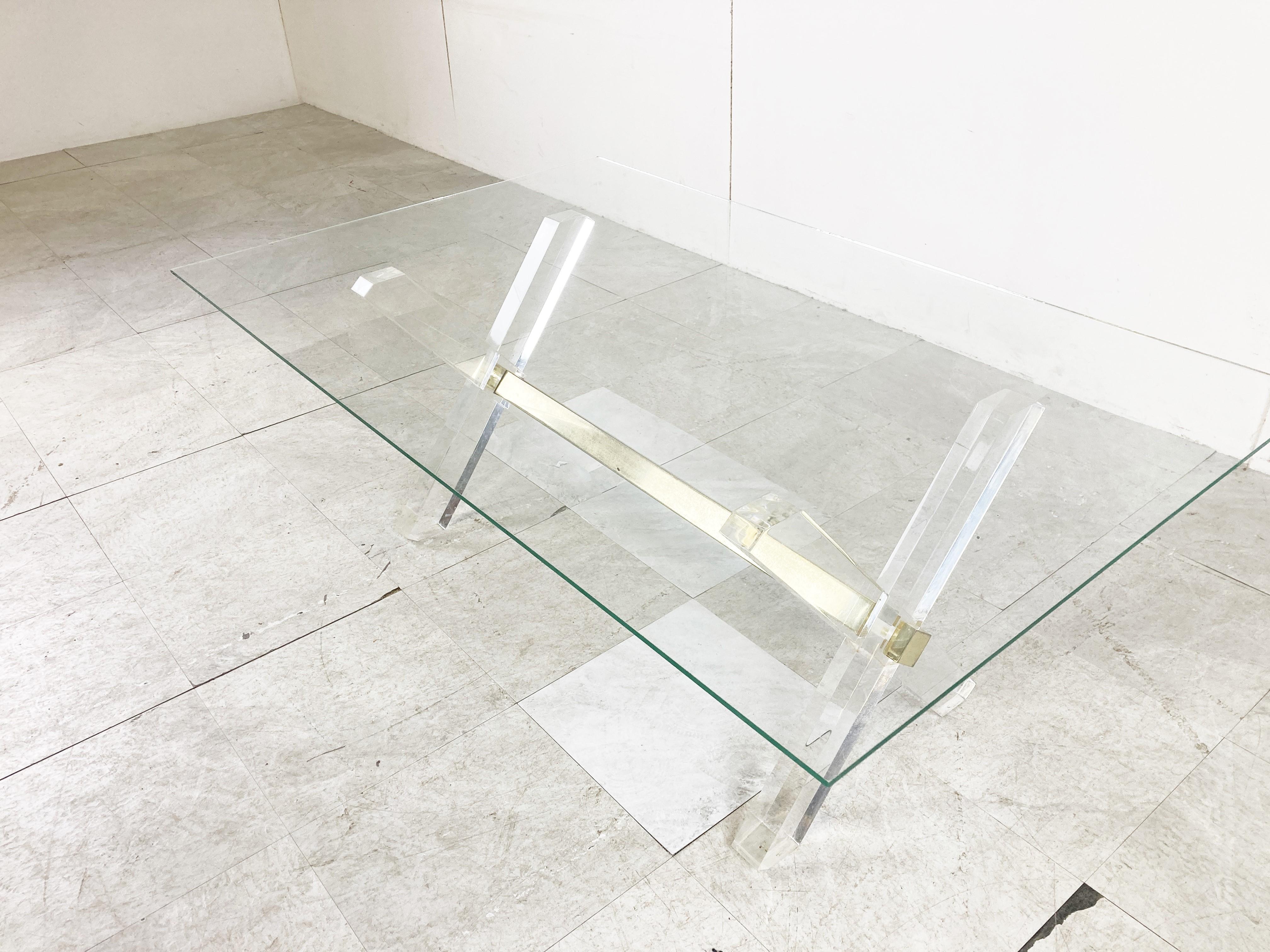 Brass and Lucite Coffee Table, 1970s For Sale 2