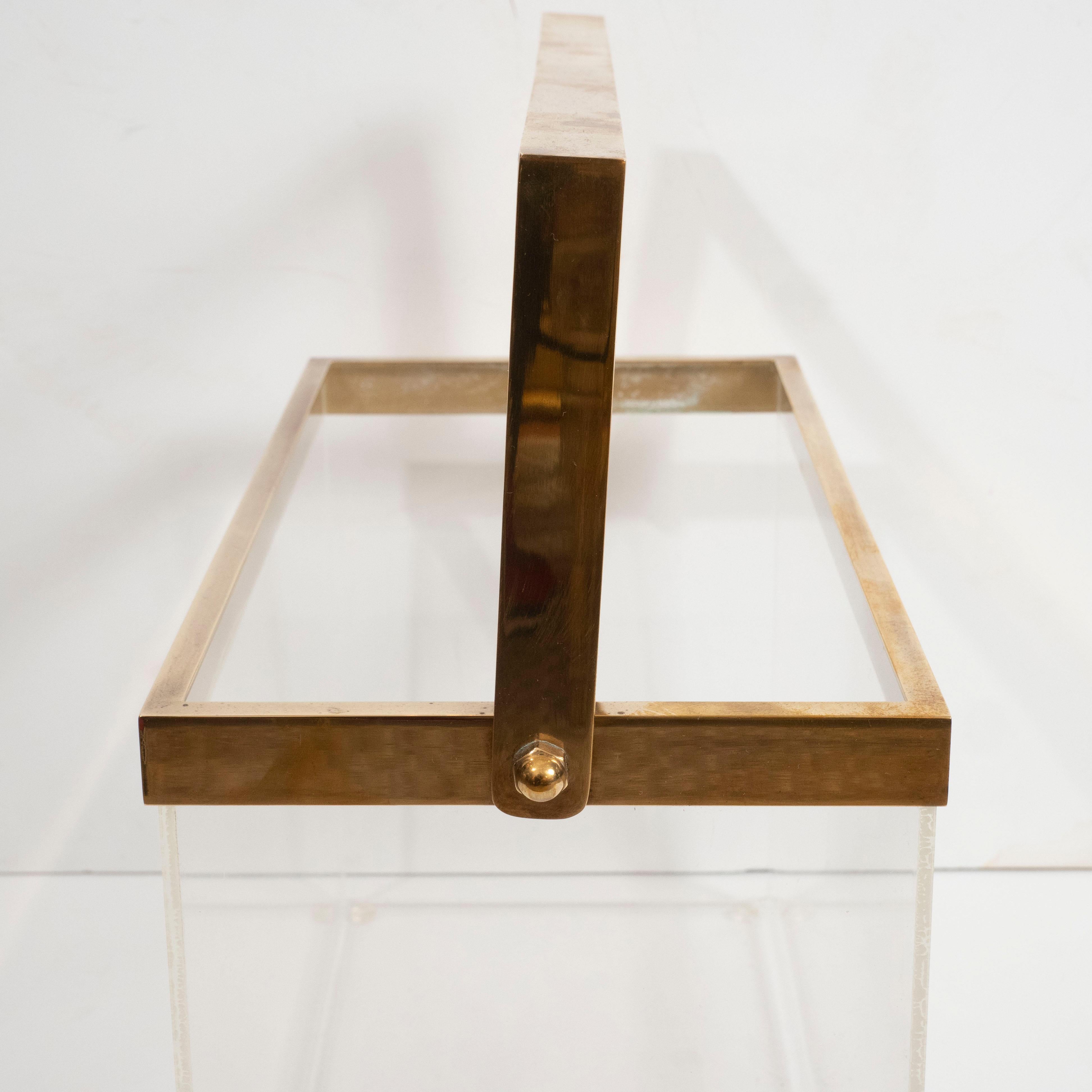 Brass and Lucite Magazine Holder im Zustand „Hervorragend“ in New York, NY