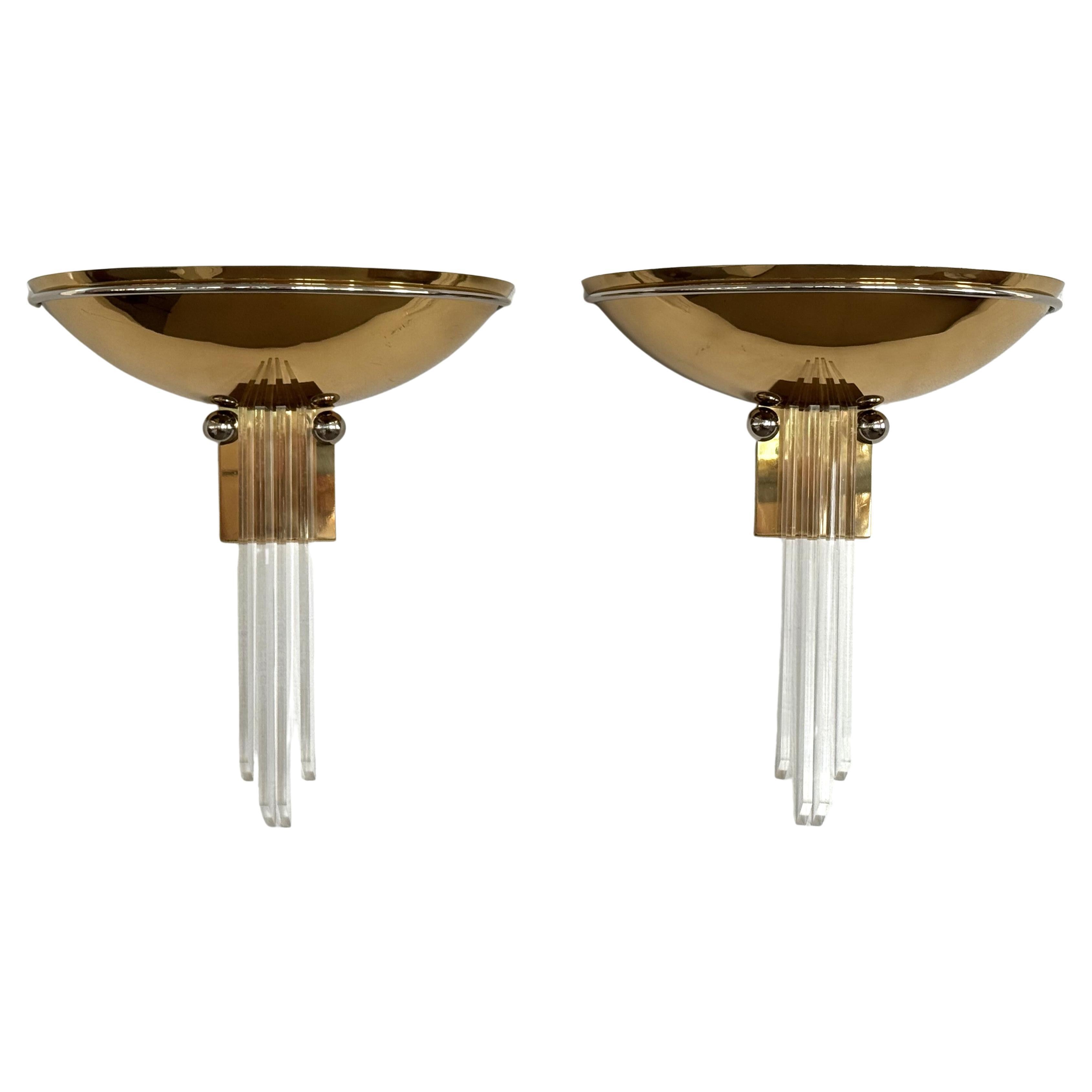 Applique in ottone e lucite di Vereinigte Werkstätten, anni '60 in vendita