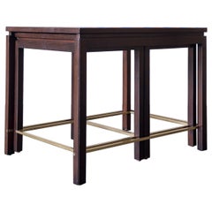 Ensemble de tables gigognes en laiton et acajou par Edward Wormley pour Dunbar