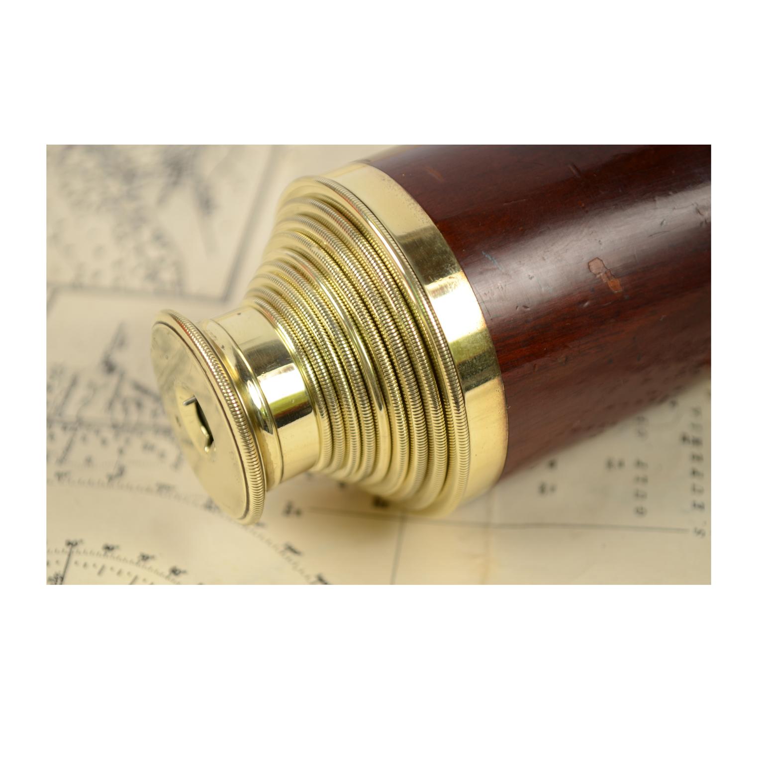 Brass and Mahogany Telescope with Nine Extensions, France, Mid-1800s 5
