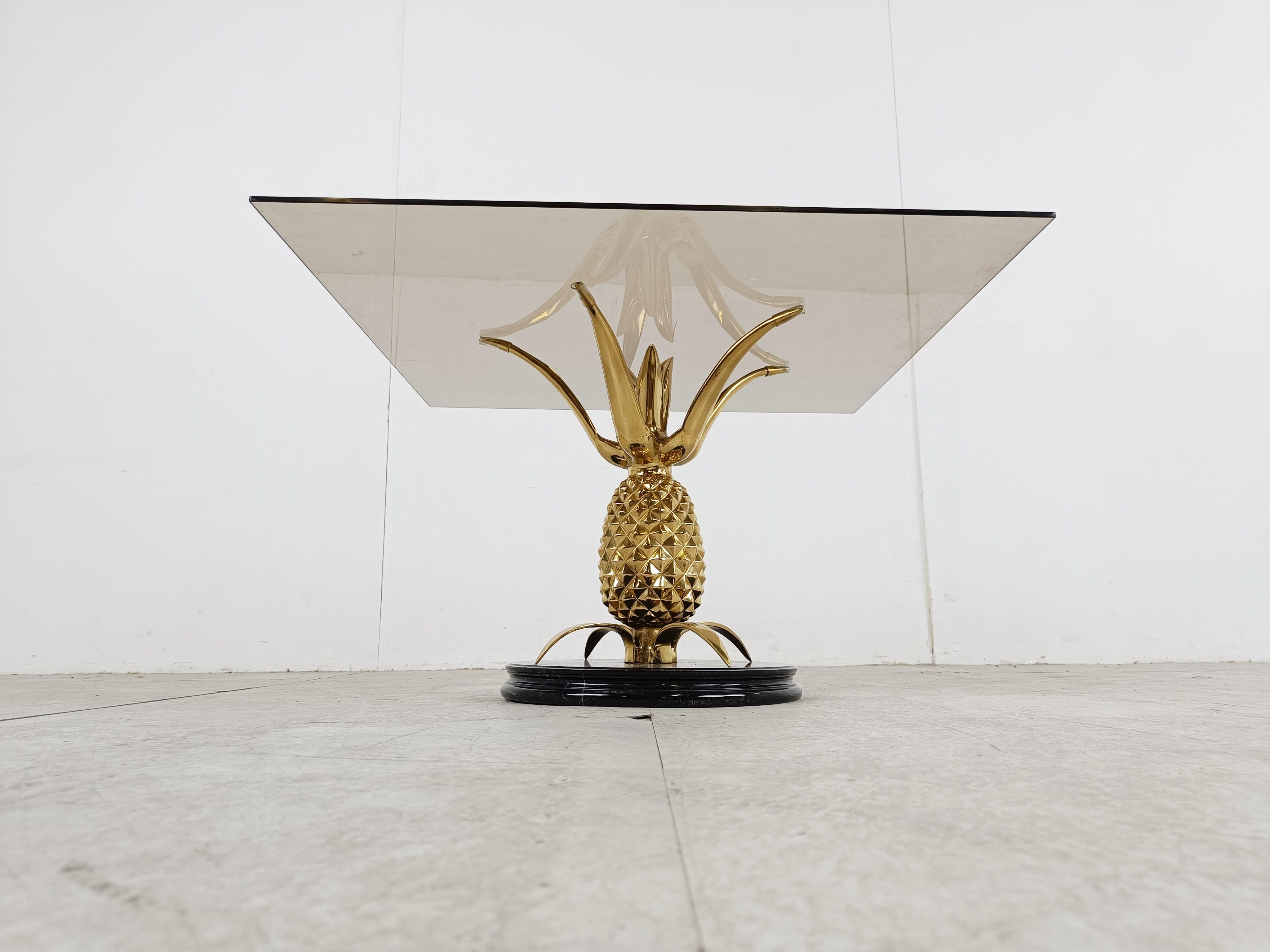 Late 20th Century Brass and marble pineapple coffee table, 1970s For Sale