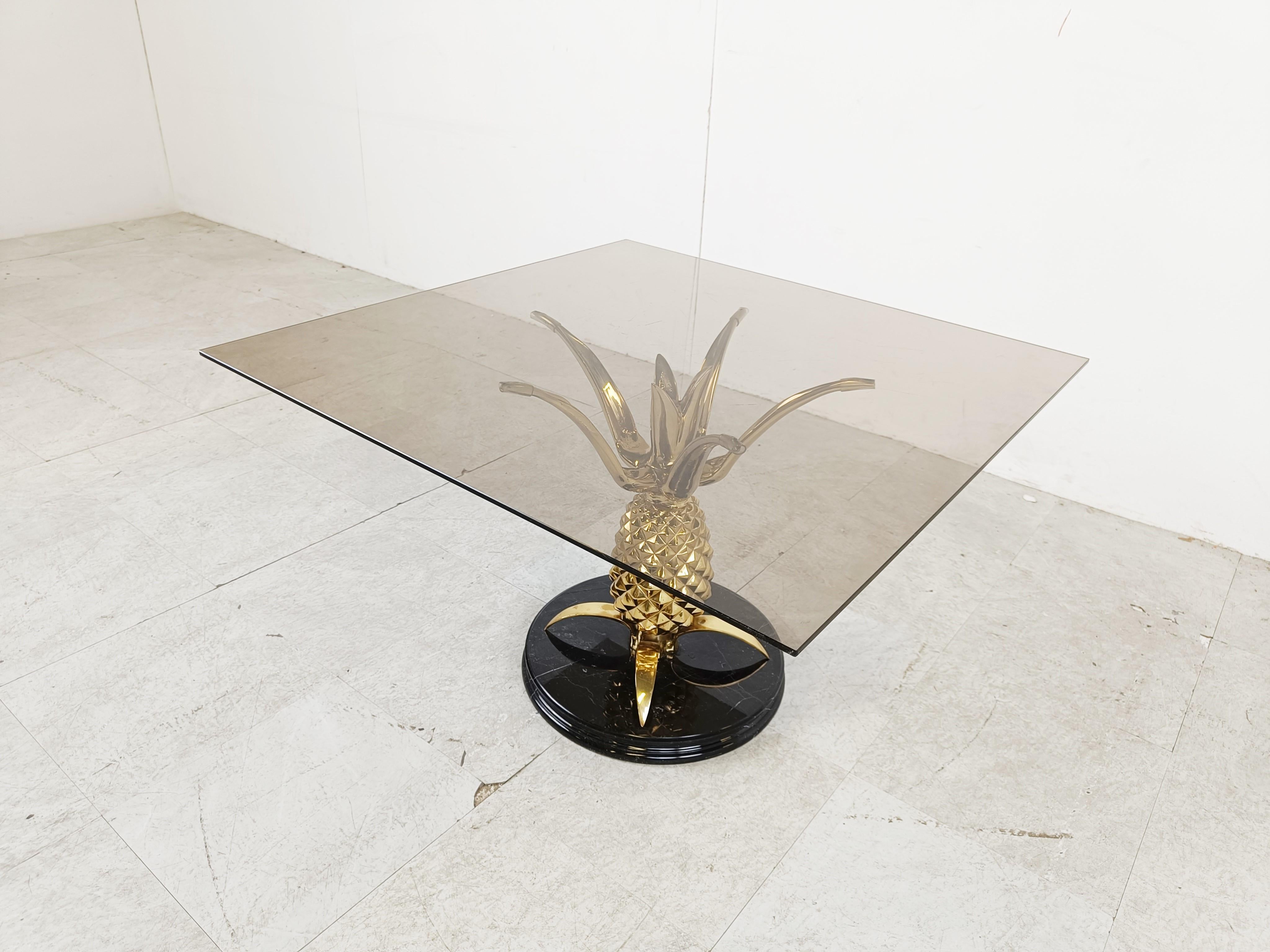 Brass and marble pineapple coffee table, 1970s For Sale 1