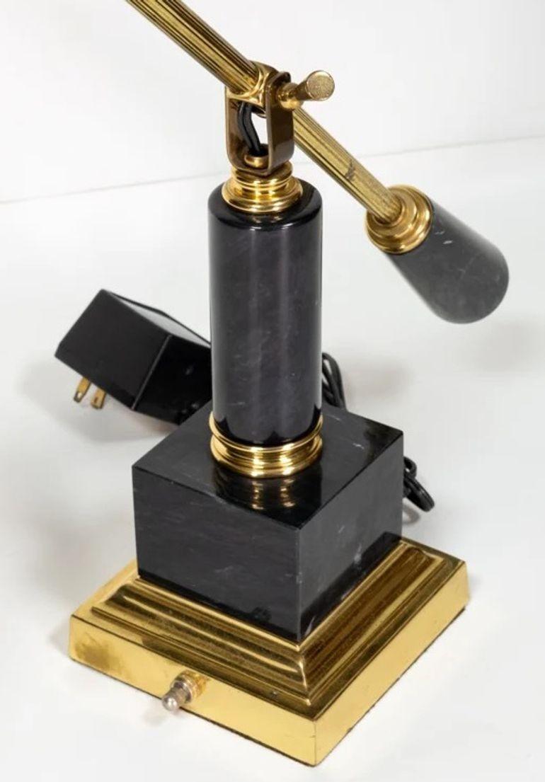 Brass and Marble Rotating Table Lamp 1980s In Good Condition In North Hollywood, CA