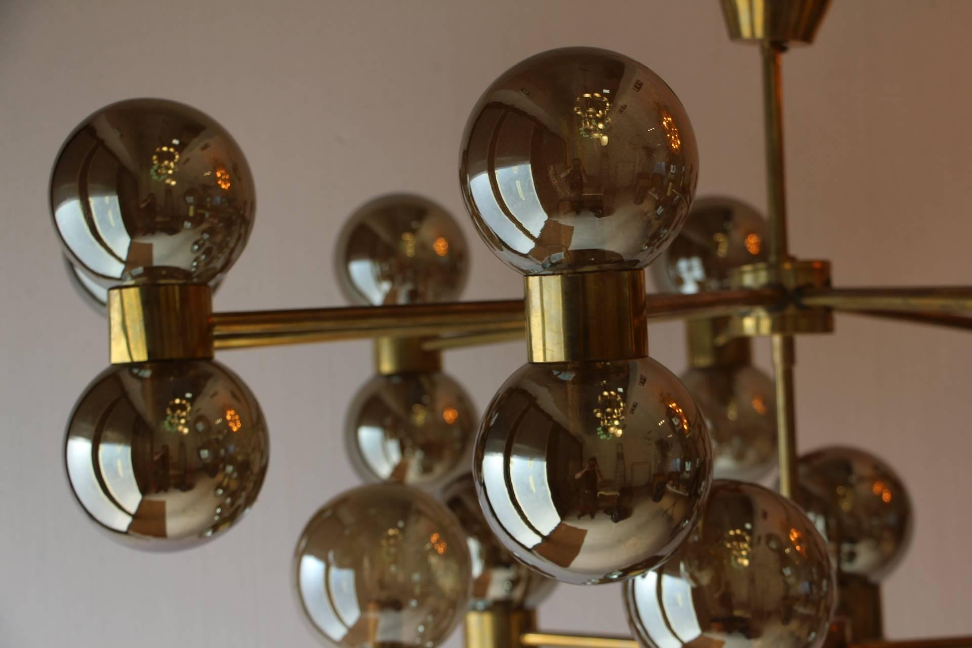 Mid-Century Modern Brass and Mercurised Silver Globes Chandelier in Stilnovo Style
