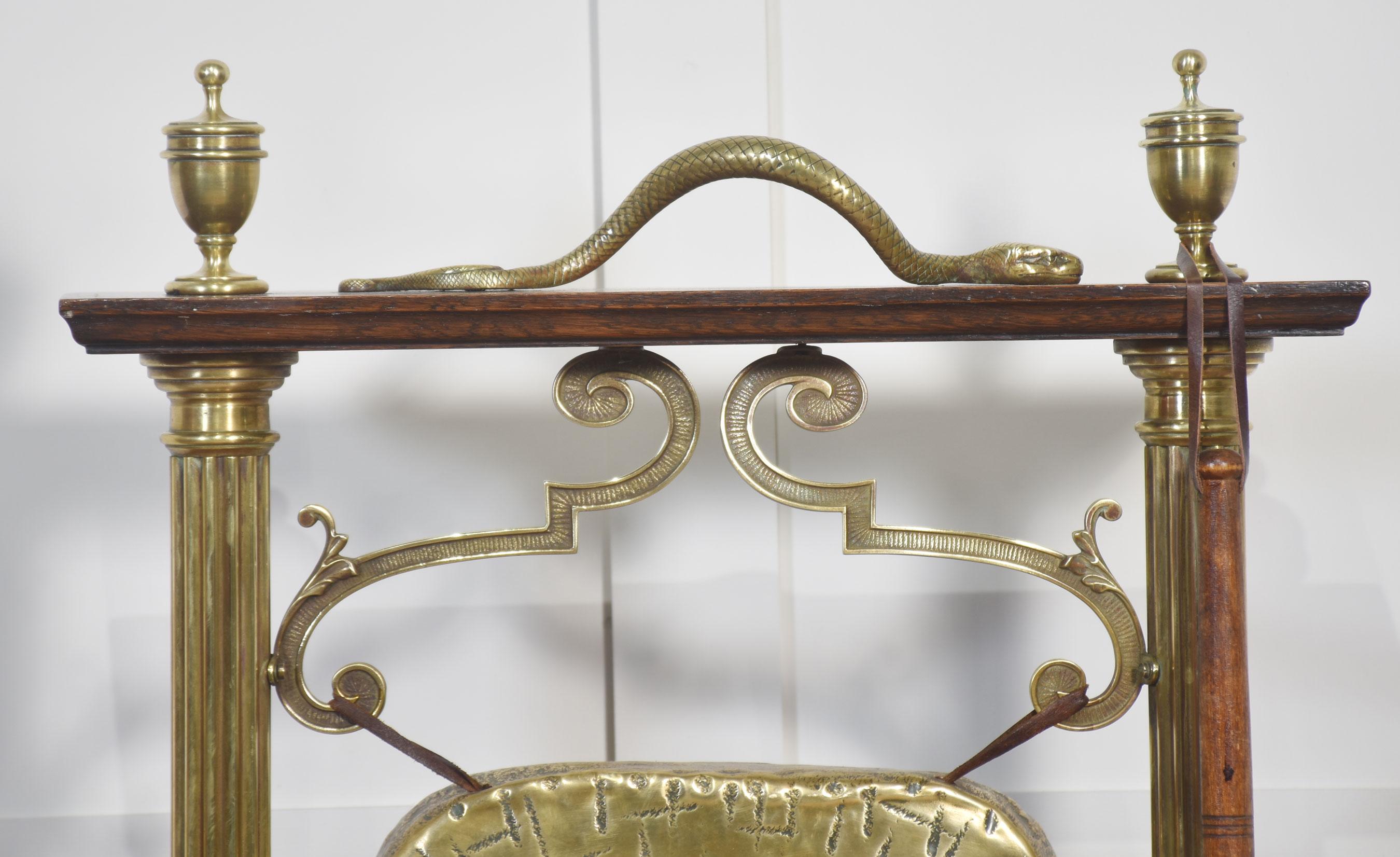 Gong de table en laiton et Oak Oak Bon état - En vente à Cheshire, GB