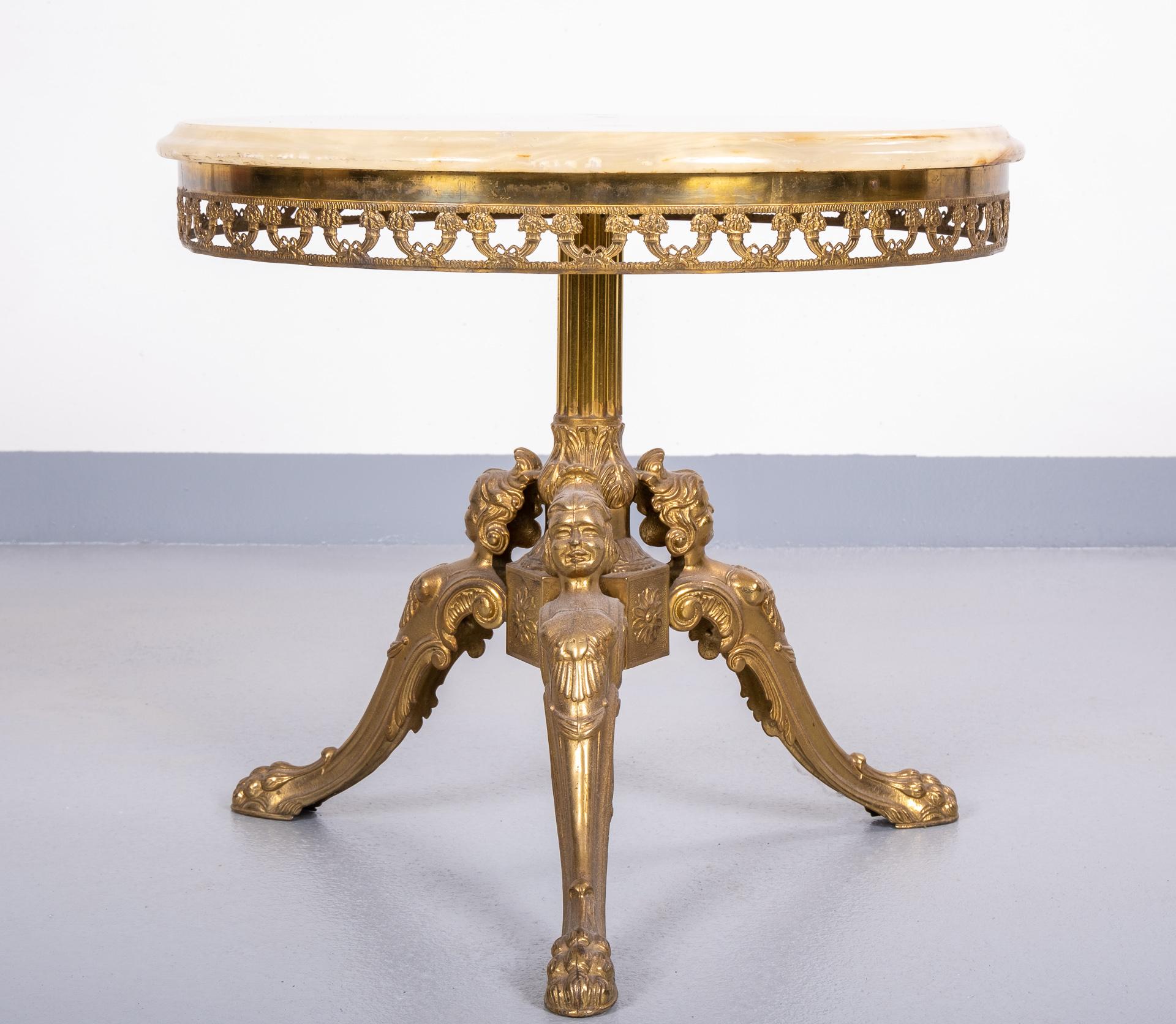 Mid-20th Century Brass and Onyx Side Table, 1960s, France