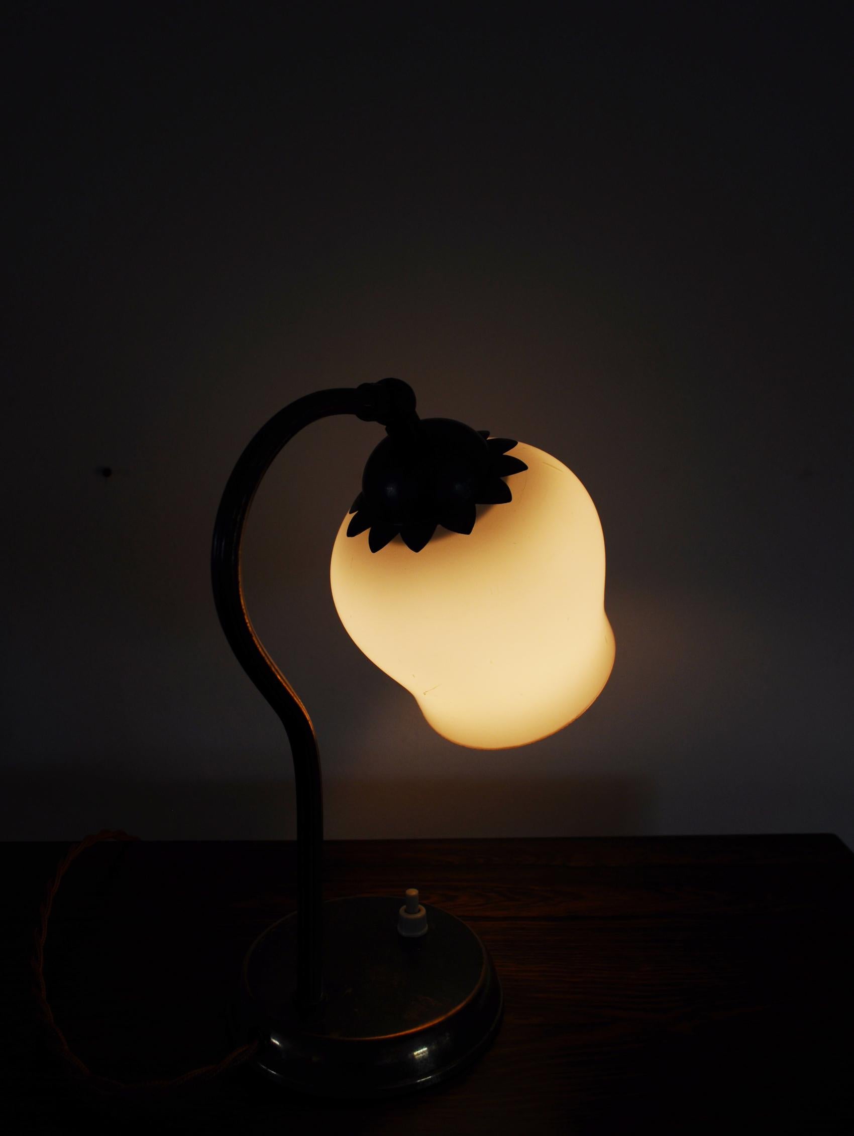 Brass and Opaline Glass Art Deco Table Lamp, Scandinavia, 1930s For Sale 7