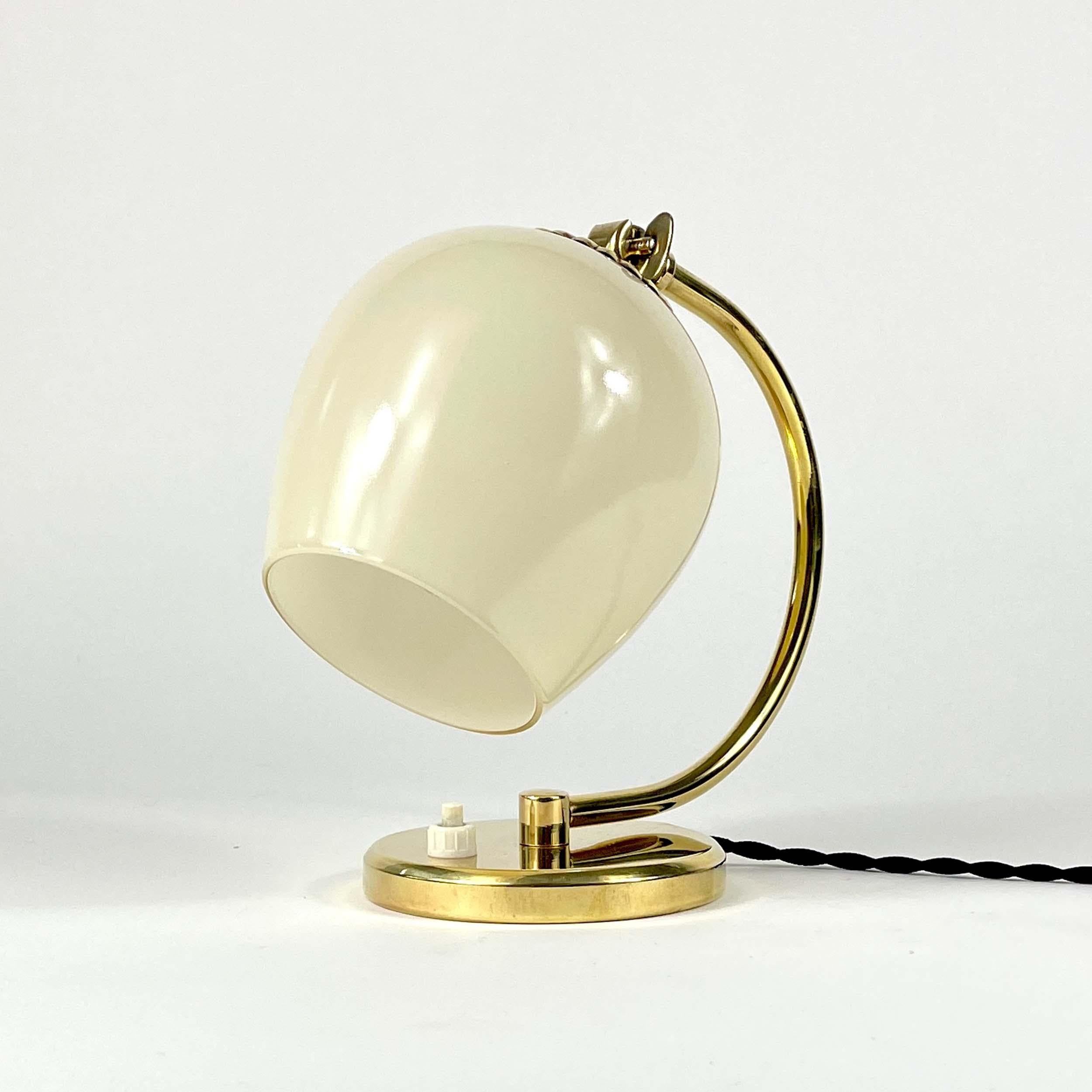 Scandinavian Modern Brass and Opaline Glass Table Lamp, Finland 1950s For Sale