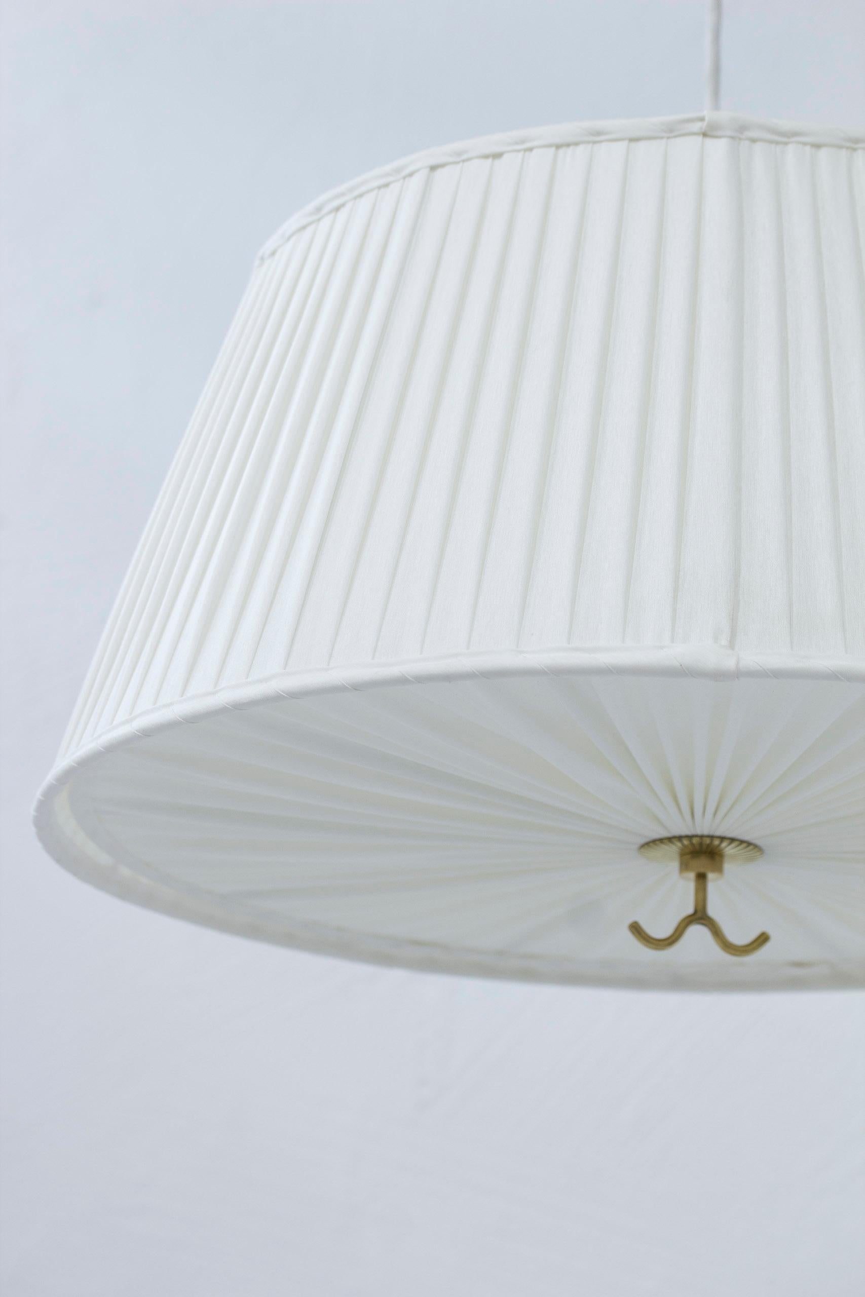 Swedish Brass and Pleated Fabric Ceiling Lamp 11558 by Harald Notini, Böhlmarks, Sweden