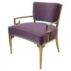 Fauteuil de salon en laiton et mohair violet à motif clé grecque par Mastercraft