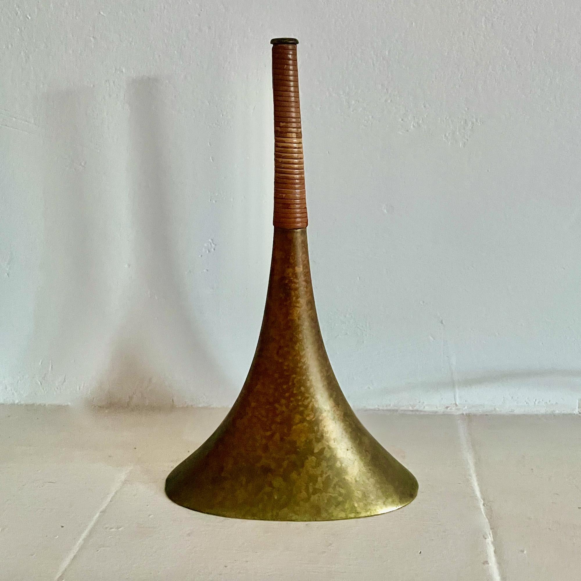 Brass and Rattan Bell, attributed to Carl Aubock, Mid-Century, Austria For Sale 5