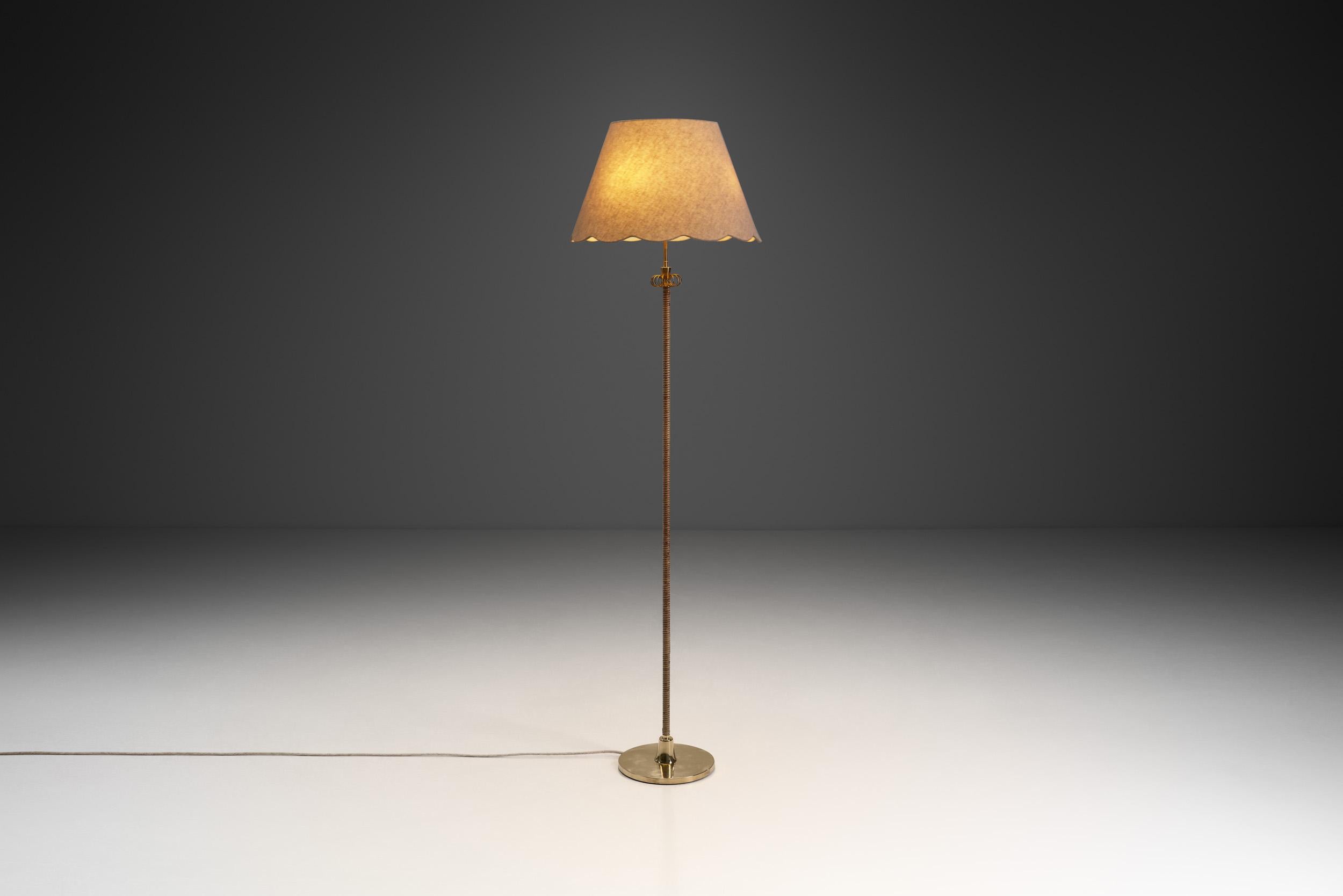 Mid-20th Century Brass and Rattan Floor Lamp with Spiral Decoration by Itsu, Finland 1950s
