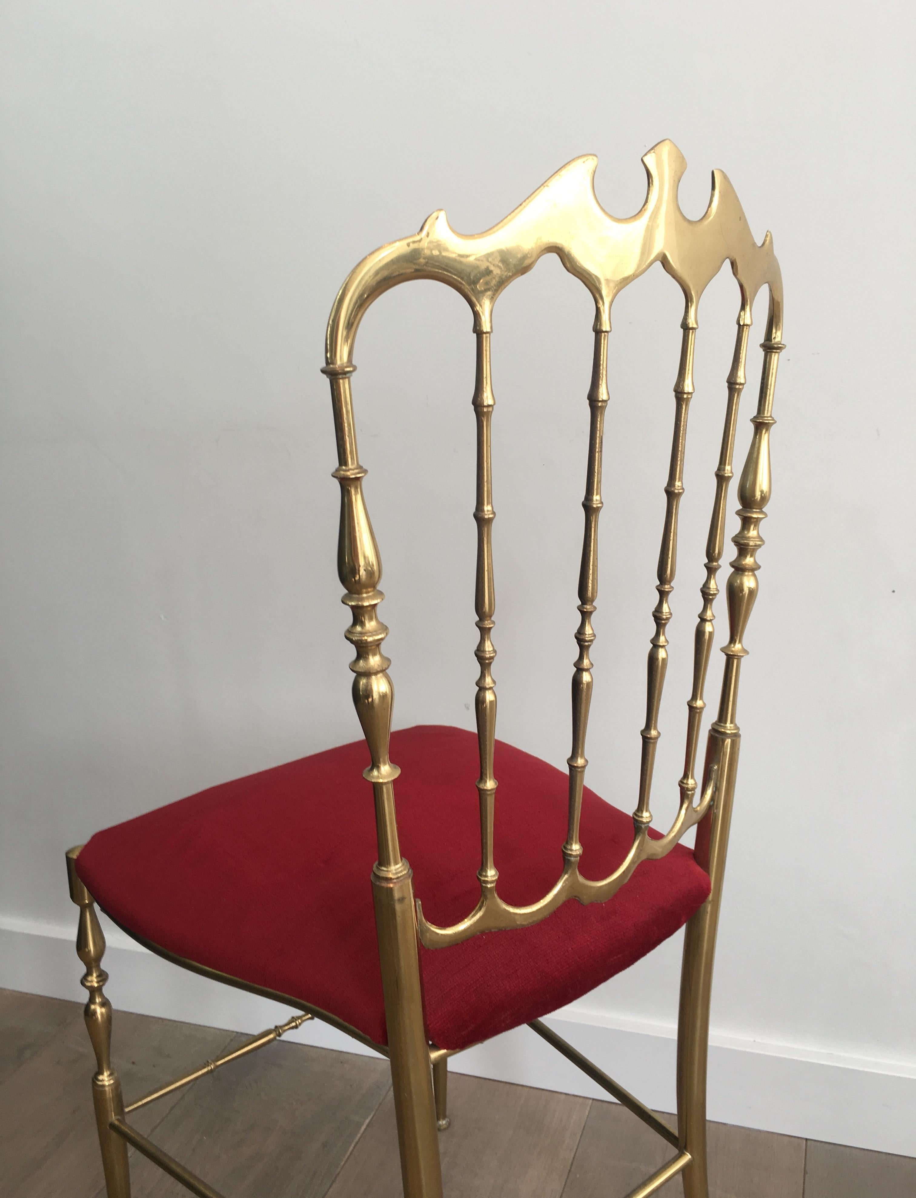 Sedia Chiavari in ottone e velluto rosso, 1940 circa in vendita 6