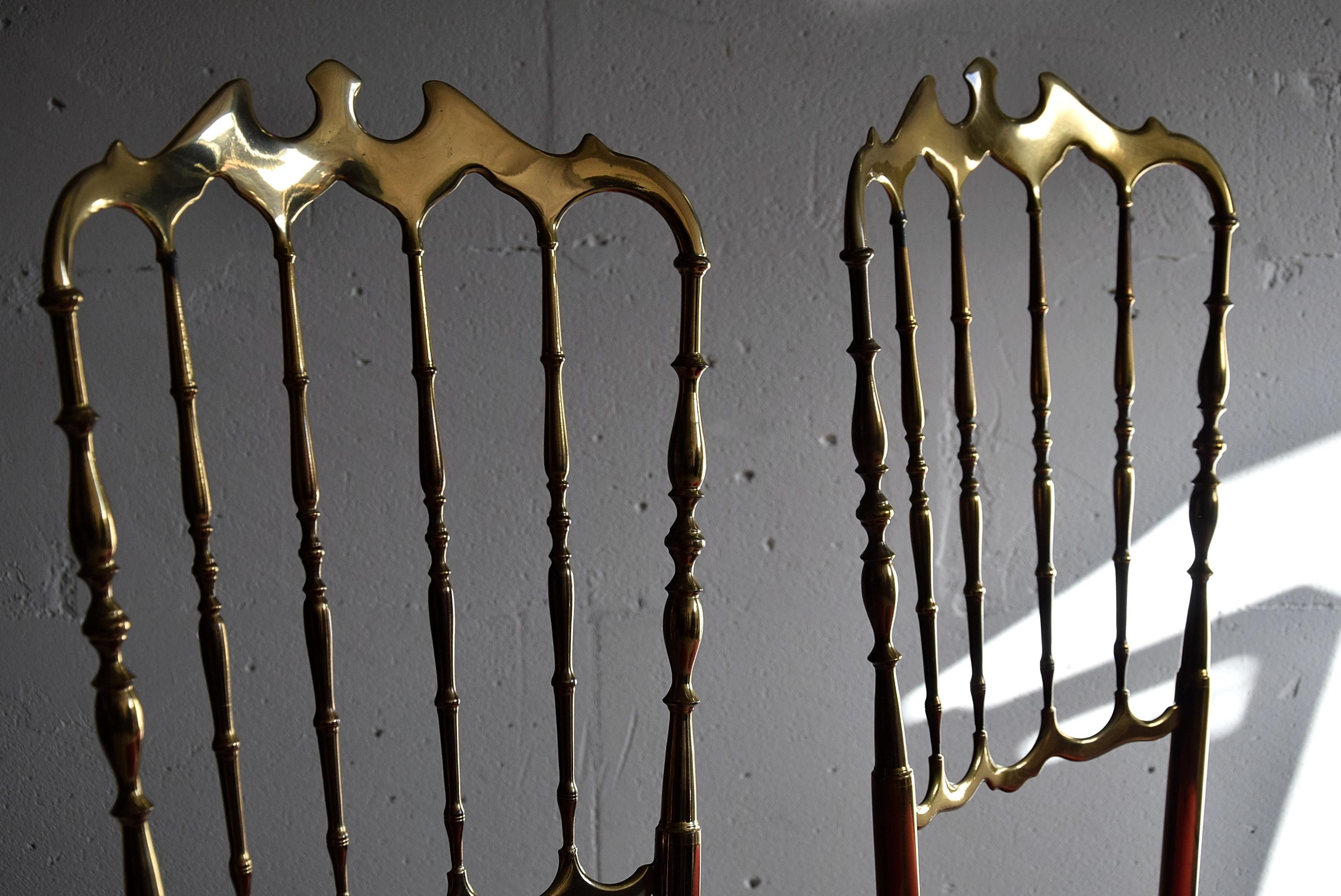 Mid-Century Modern Brass and Red Velvet Midcentury Chiavari Chairs For Sale