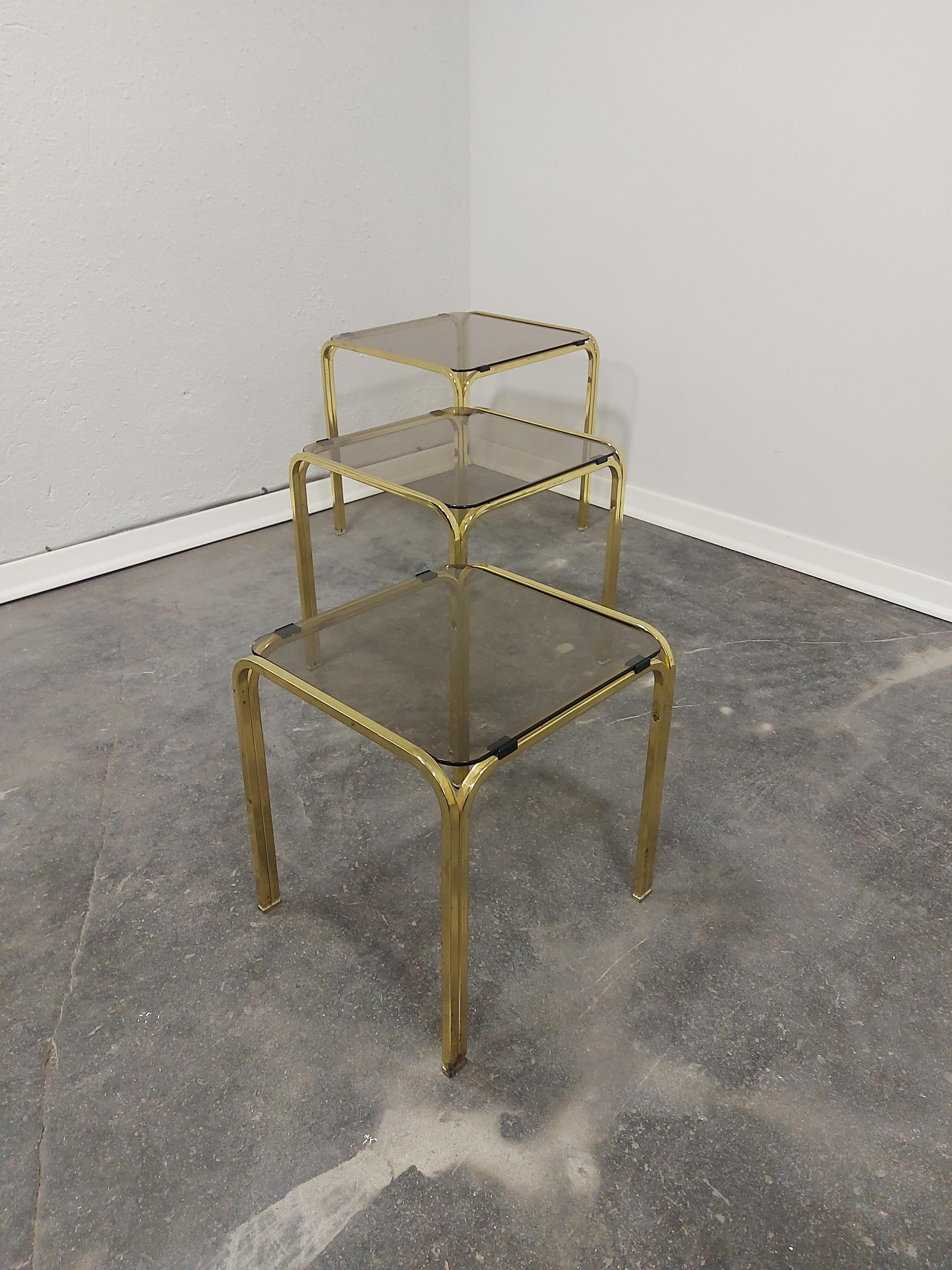 Brass and Smoked Glass Nesting Tables, Set of 3, 1970s In Good Condition For Sale In Ljubljana, SI