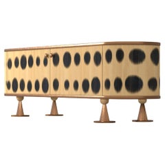 Credenza Bugs in ottone e legno massiccio di PANOPTIKUM COLLECTIONS
