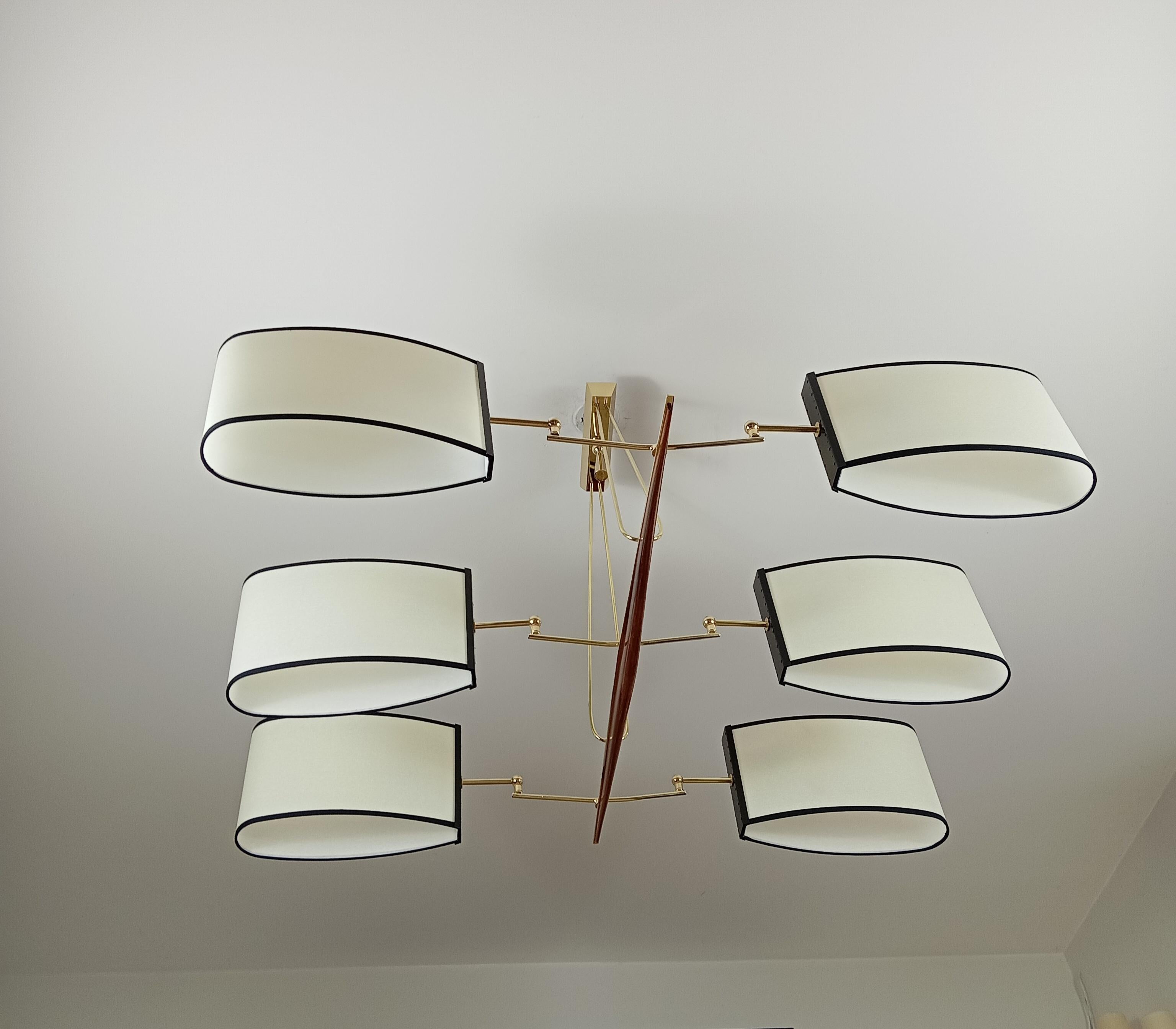 20th Century Brass and teak wood 6-arm chandelier Maison Lunel circa 1960 For Sale