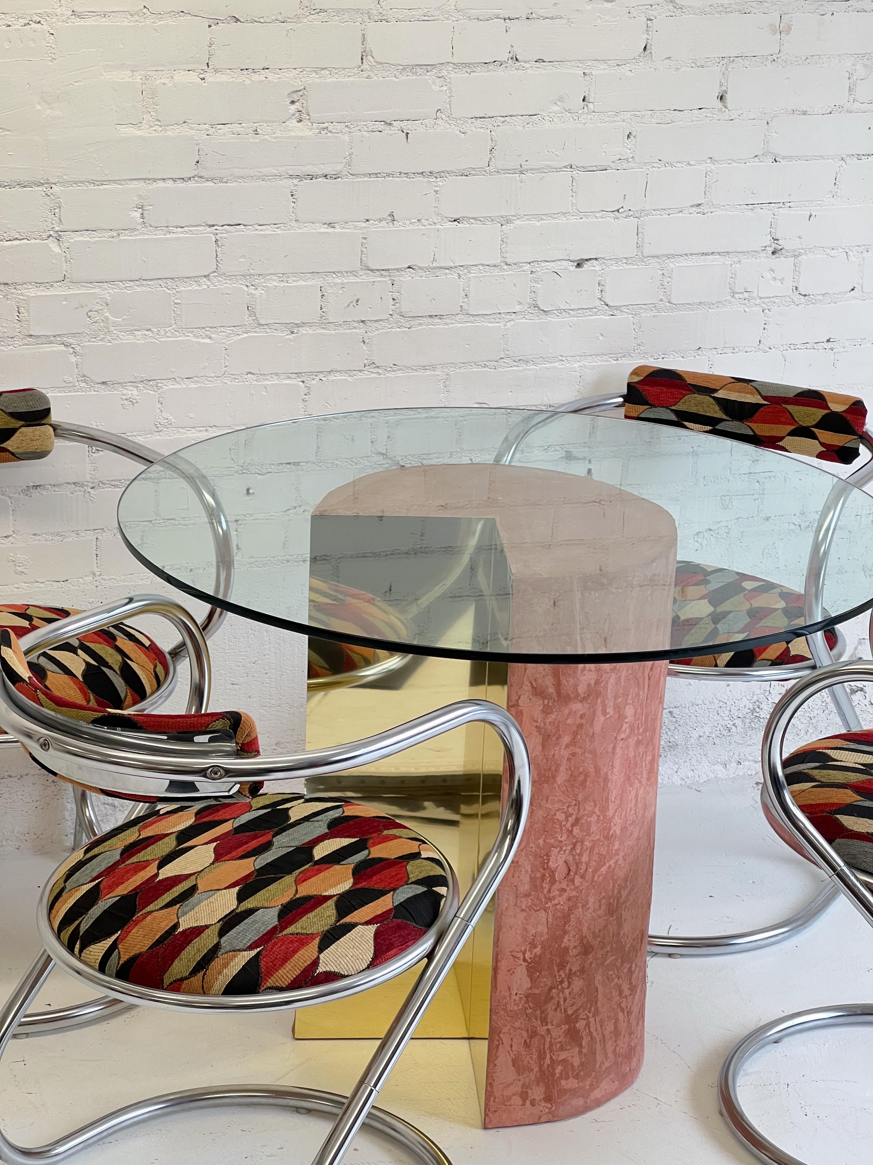 Mid-Century Modern Brass and Terracotta Textured Pac-Man Dining Table after Pace Collection For Sale