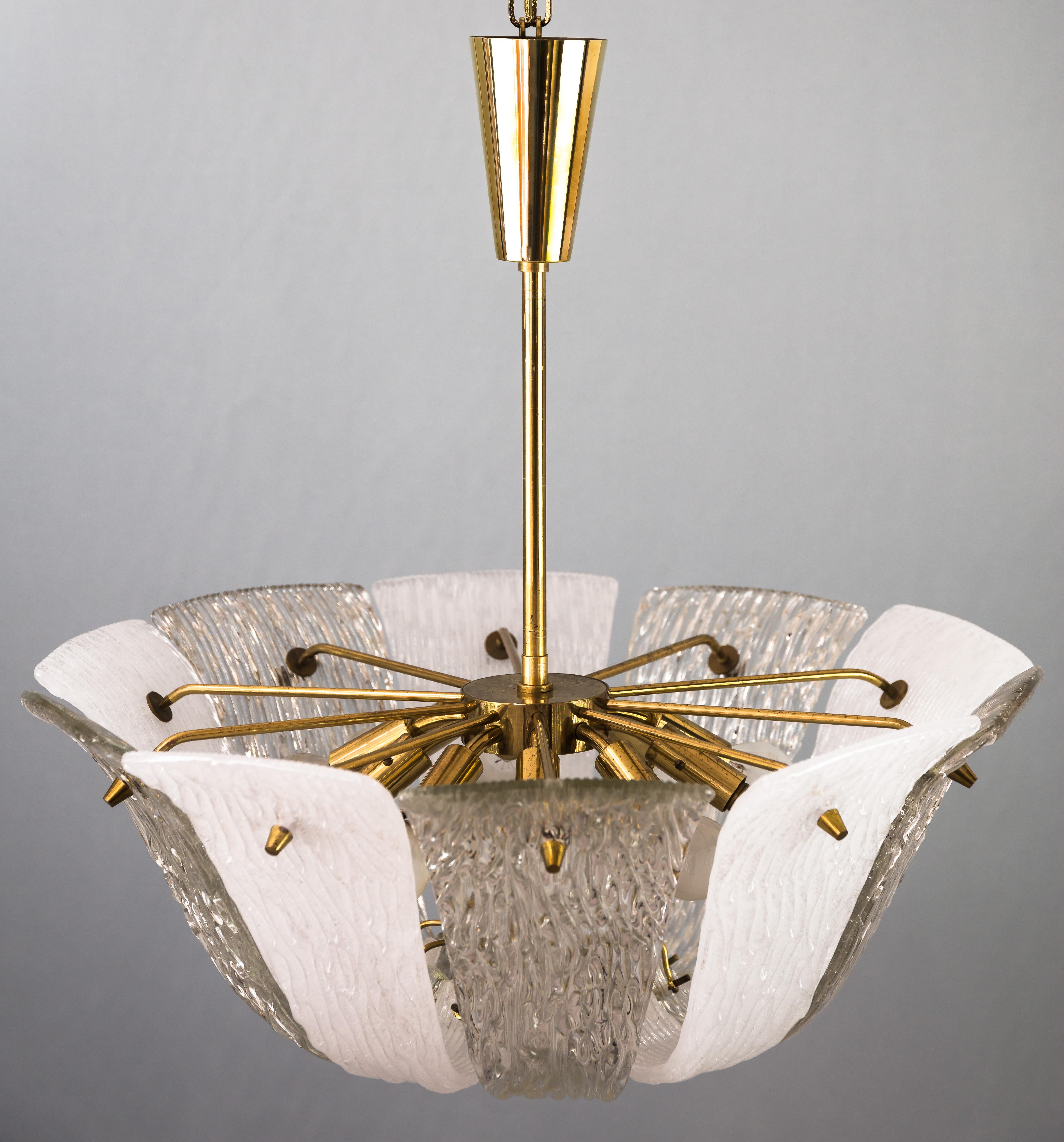 Brass and Textured Glass and Frosted Glass Chandelier by Kalmar, 1950s For Sale 10