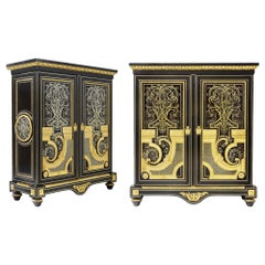 Schränke aus Messing und Schildpatt mit Intarsien aus ebonisiertem Holz im Boulle-Stil