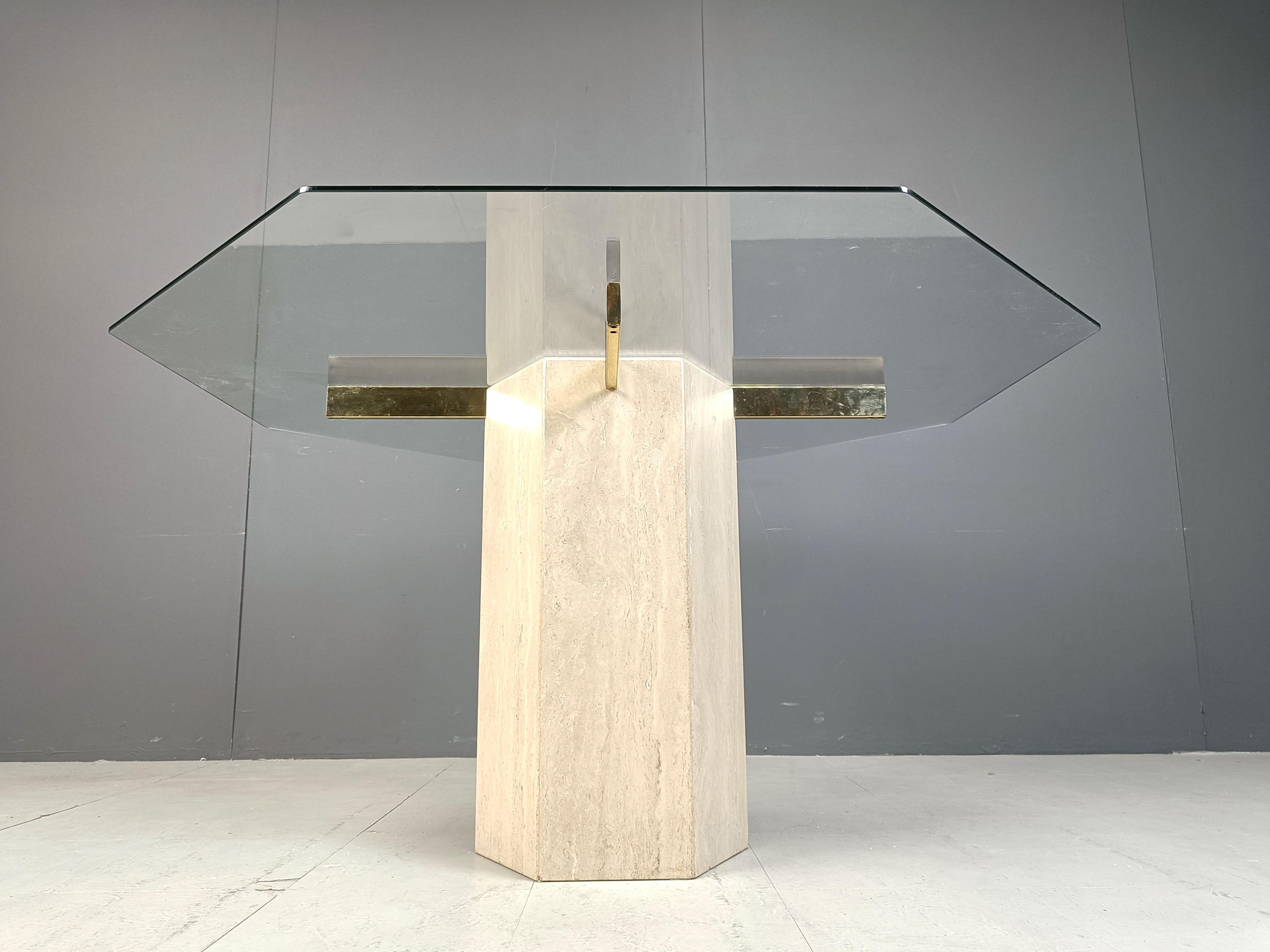 Table à manger en laiton et travertin par Artedi, 1970 Bon état - En vente à Leuven, Vlaams Gewest