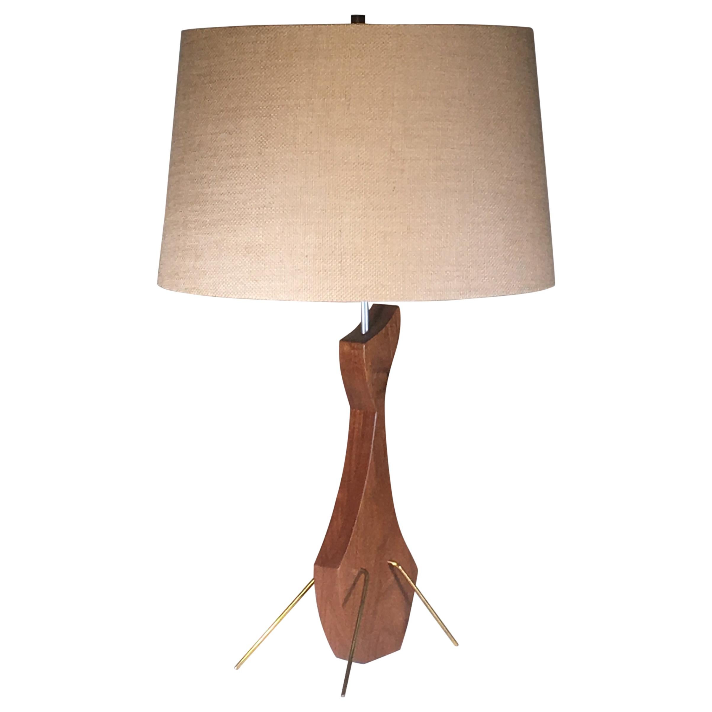 Brass and Walnut Table Lamp in the Manner of Heifetz