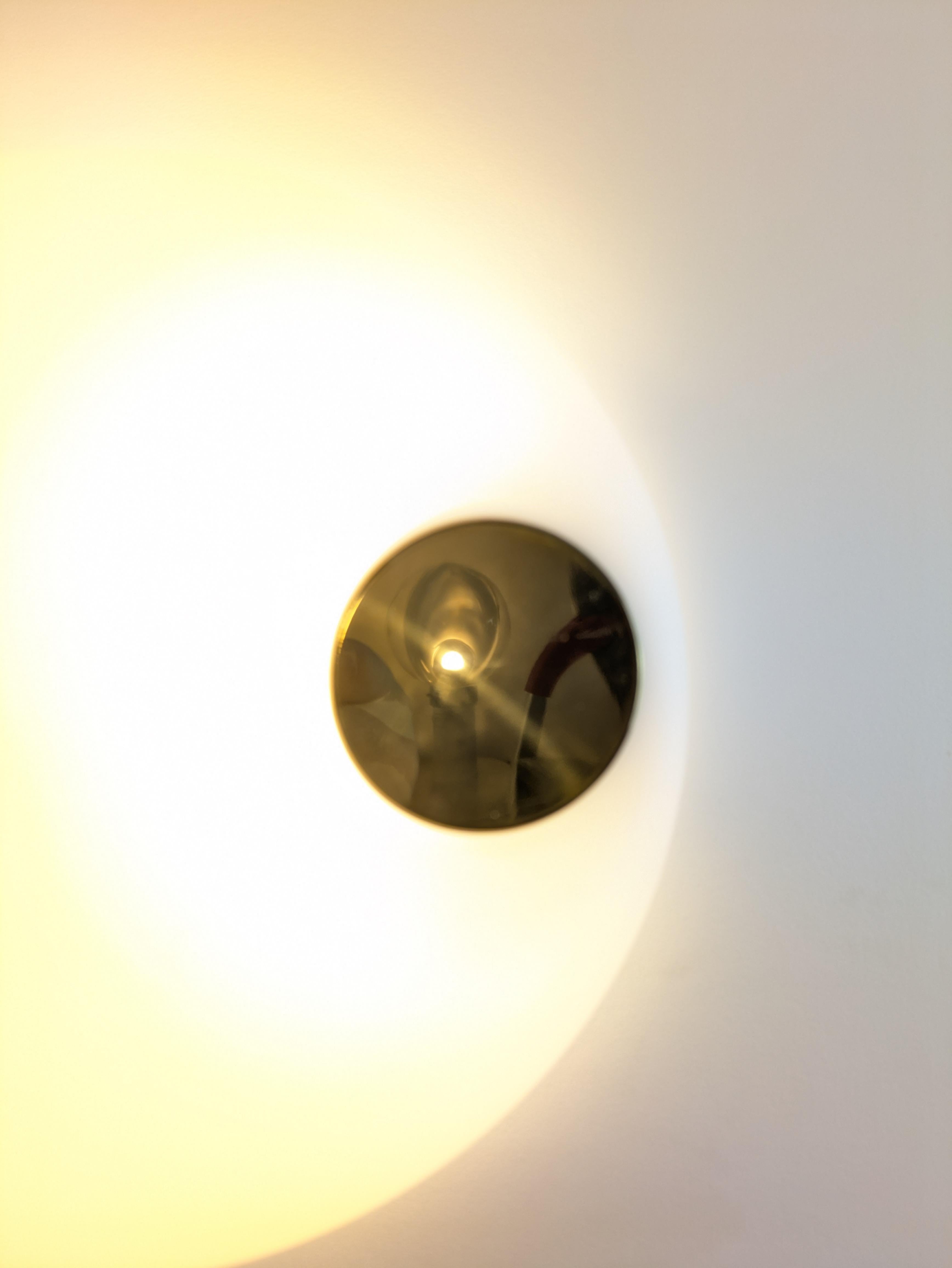 Lampe encastrée en laiton et opaline blanche, Murano 1970 en vente 3