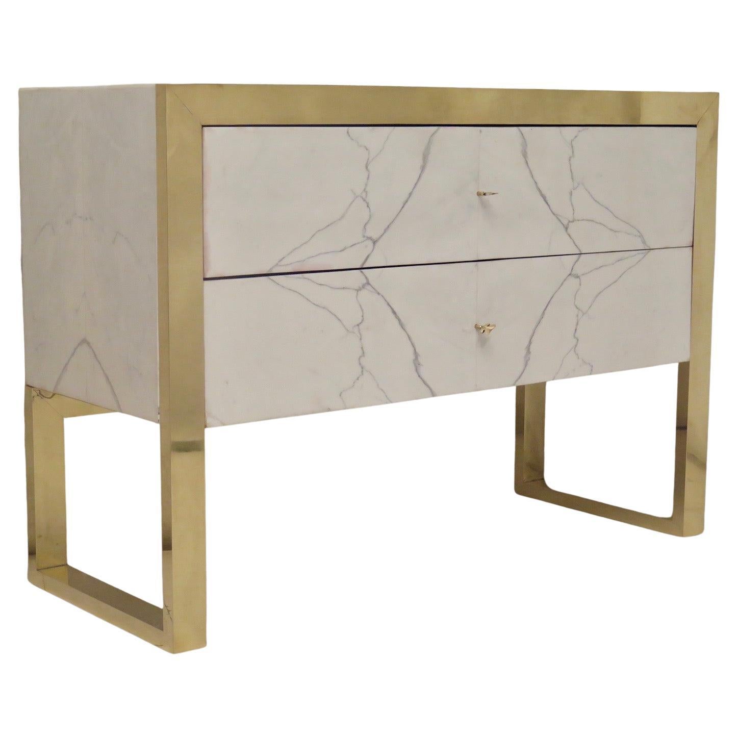 Comò e cassettiere in ottone e marmo bianco "Statuario", 2010