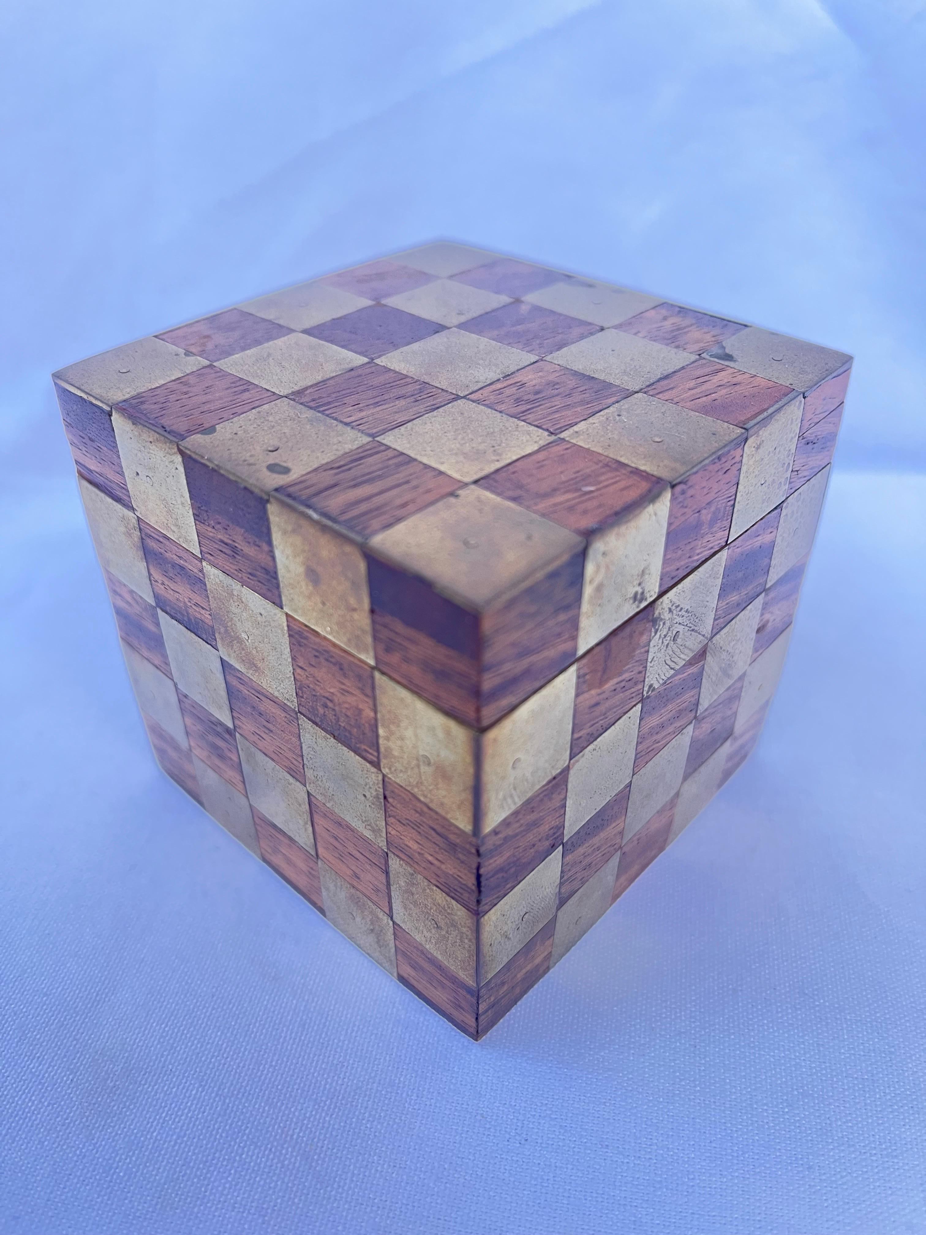 Brass and Wood Checkerboard Inlaid Lidded Cube Box Paperweight Desk Accessory 6