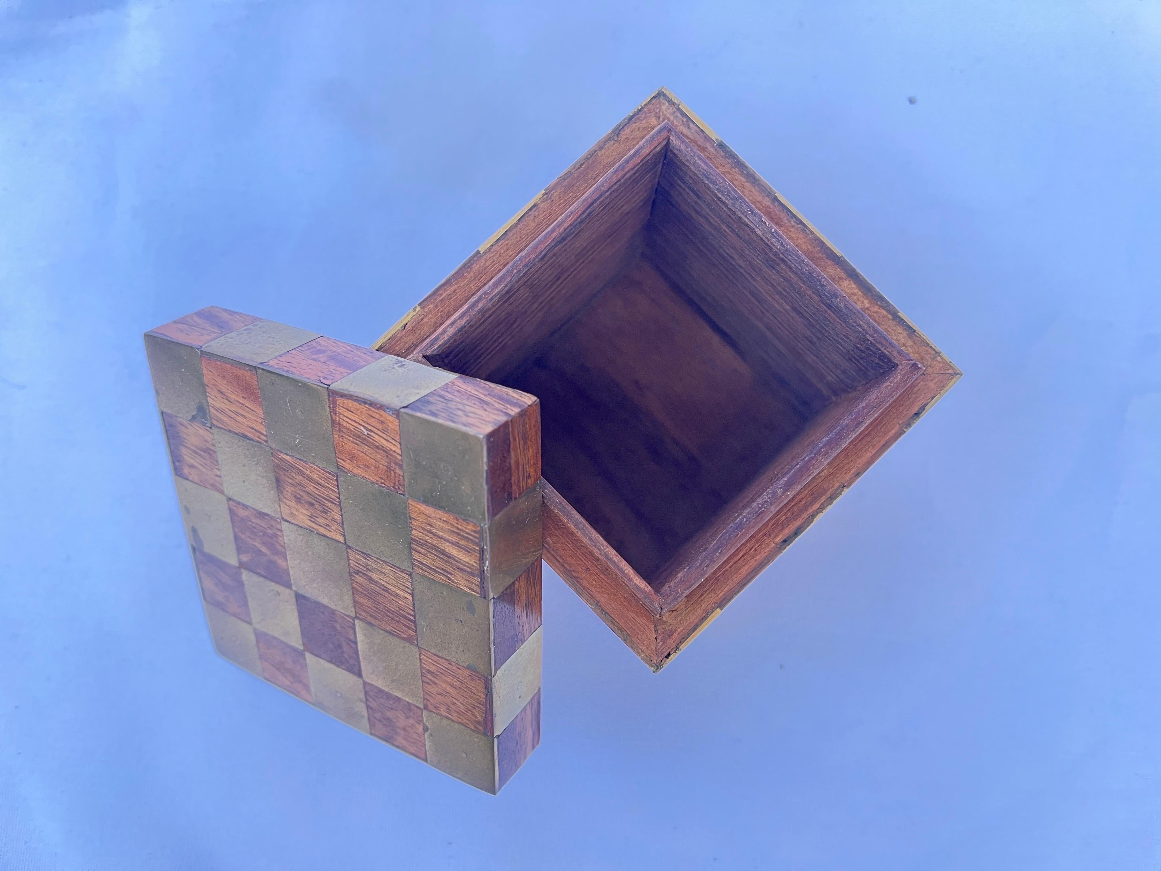 Brass and Wood Checkerboard Inlaid Lidded Cube Box Paperweight Desk Accessory 2