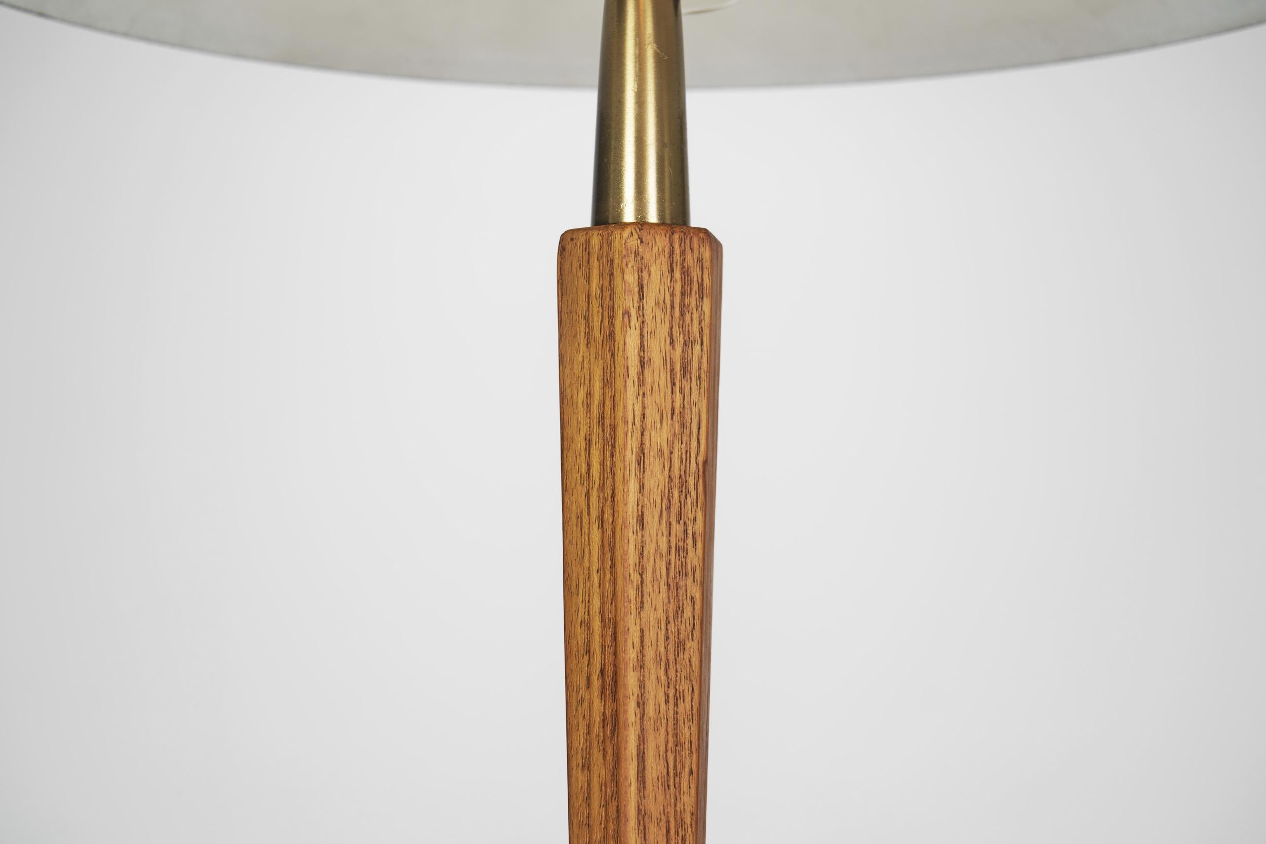 Lampe de table en laiton et Wood 
