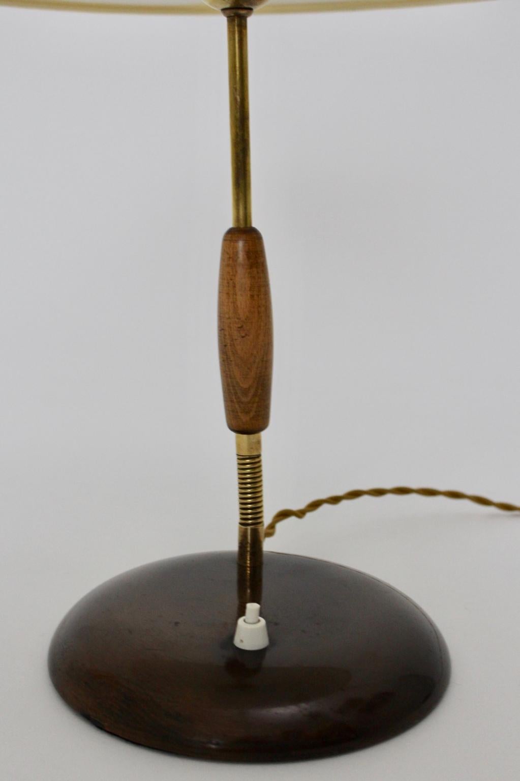 Brass Beech Vintage Table Lamp attributed to Giuseppe Ostuni Italy 1940s For Sale 14