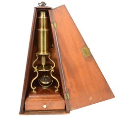 Microscope en laiton et bois:: modèle Culpeper:: vers 1770-1790