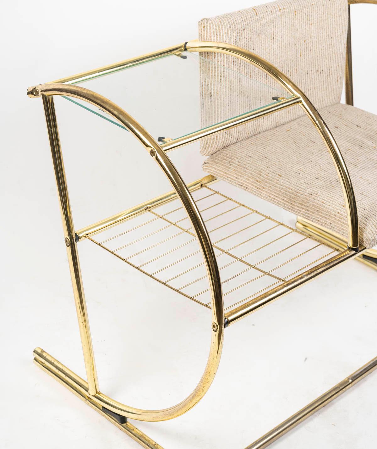 Poltrona e tavolo in ottone, circa 1970, Mobili di design. in vendita 1