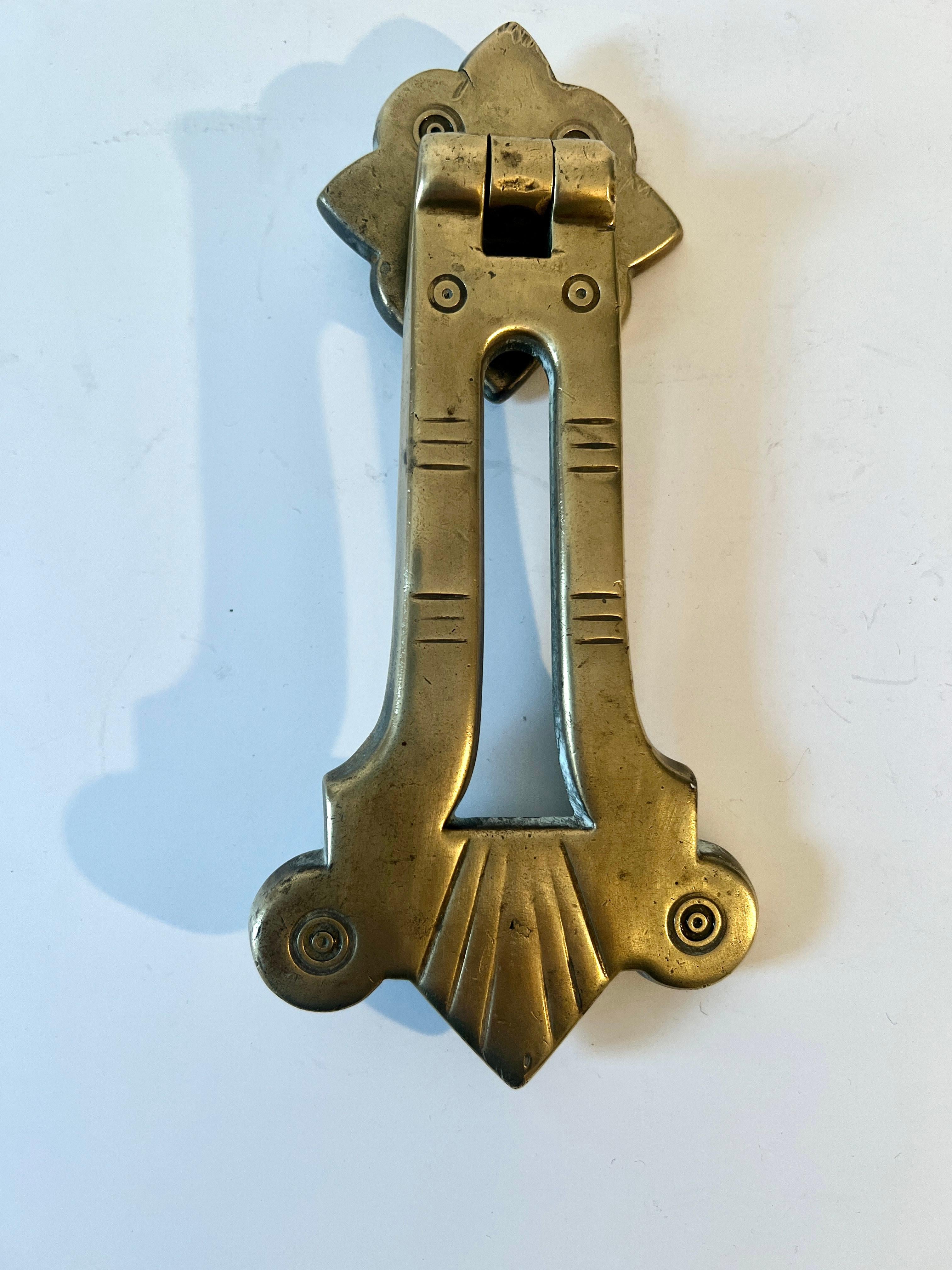 Italiano Battente in ottone Art Deco in vendita
