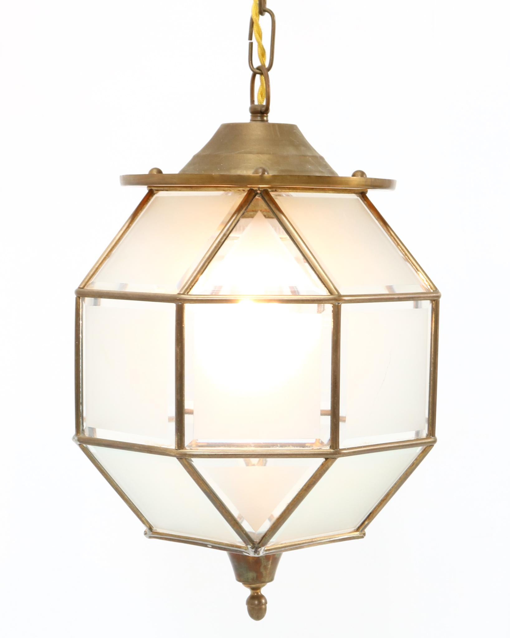 Art Déco Lanterna Art Deco in ottone con vetro tagliato originale, anni '20 in vendita
