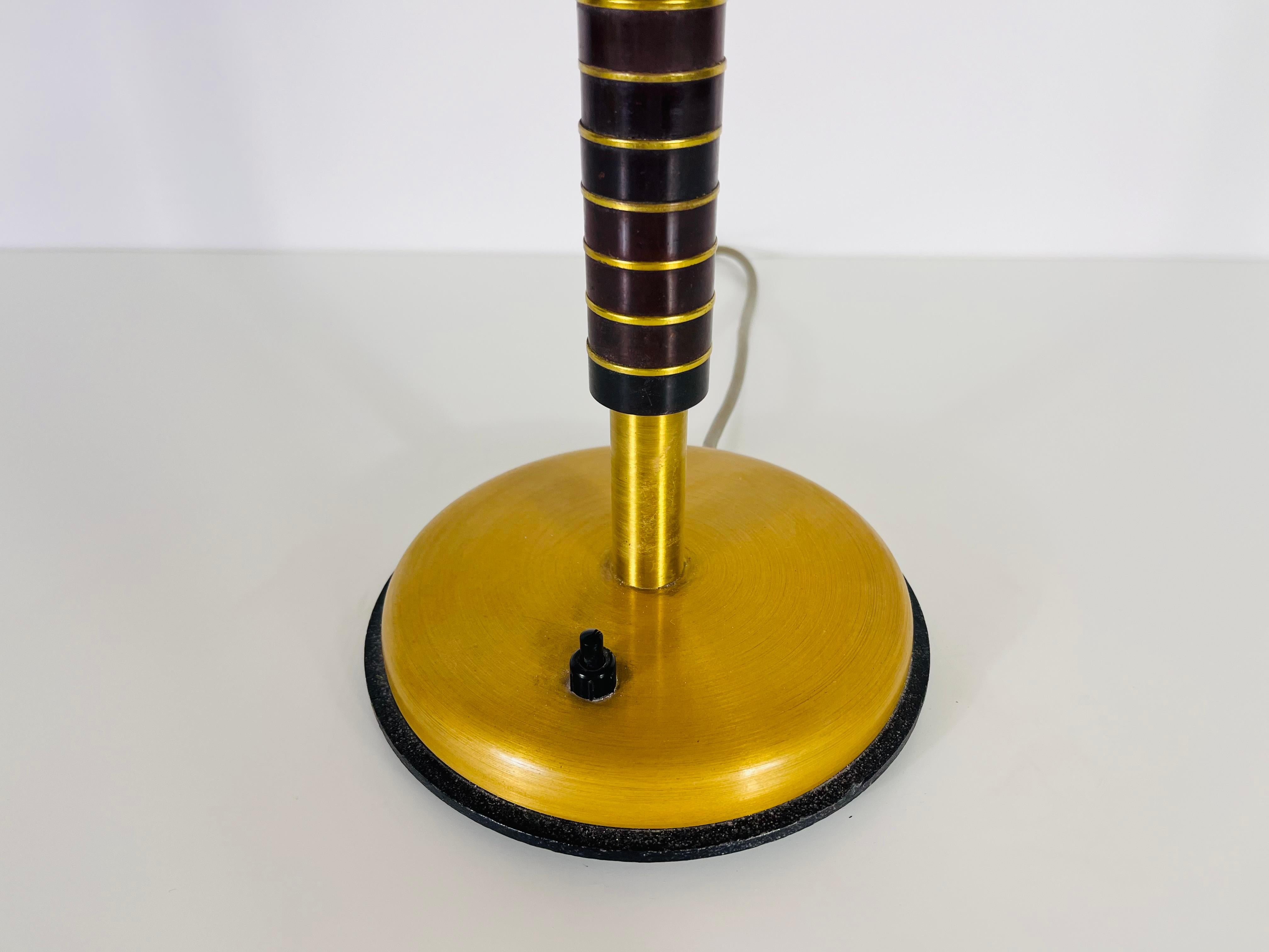 Table Art déco en laiton, Allemagne, années 1960 en vente 1