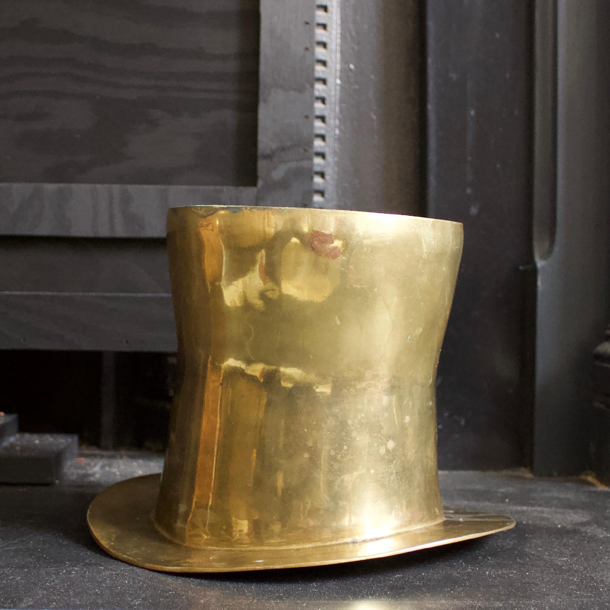 Brass Art Deco Top Hat Champagne Bucket, Early to Mid-20th Century European 4